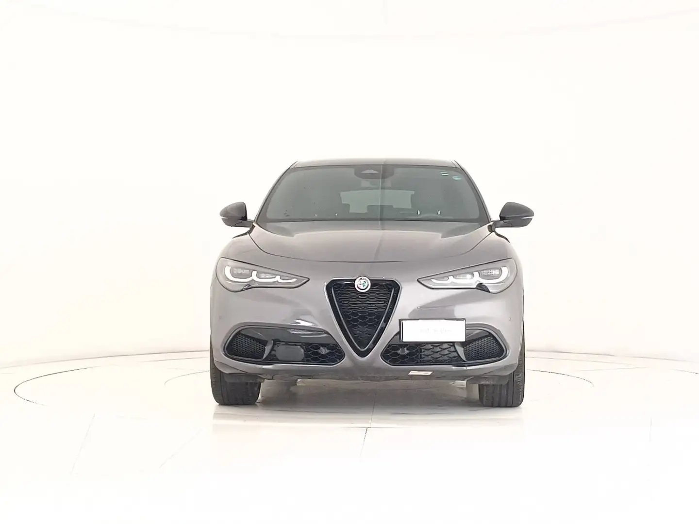 Alfa Romeo Stelvio 2.2 Turbo Veloce Grau - 2