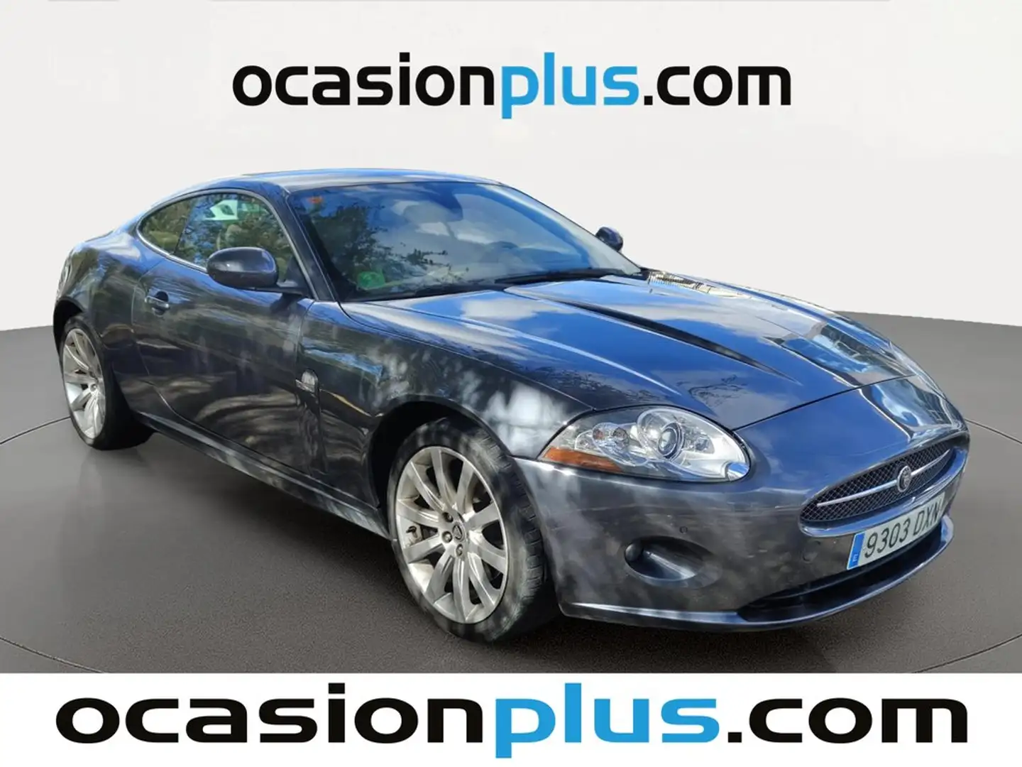 Jaguar XK Coupé 4.2L V8 Aut. Gris - 2