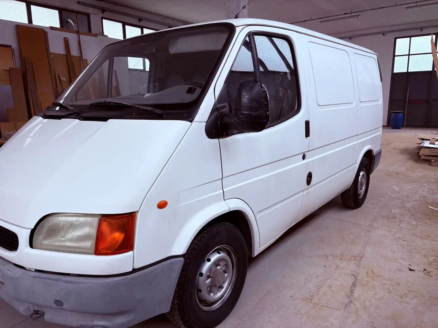 Ford Transit 100S VAN 2.5 Biały - 1