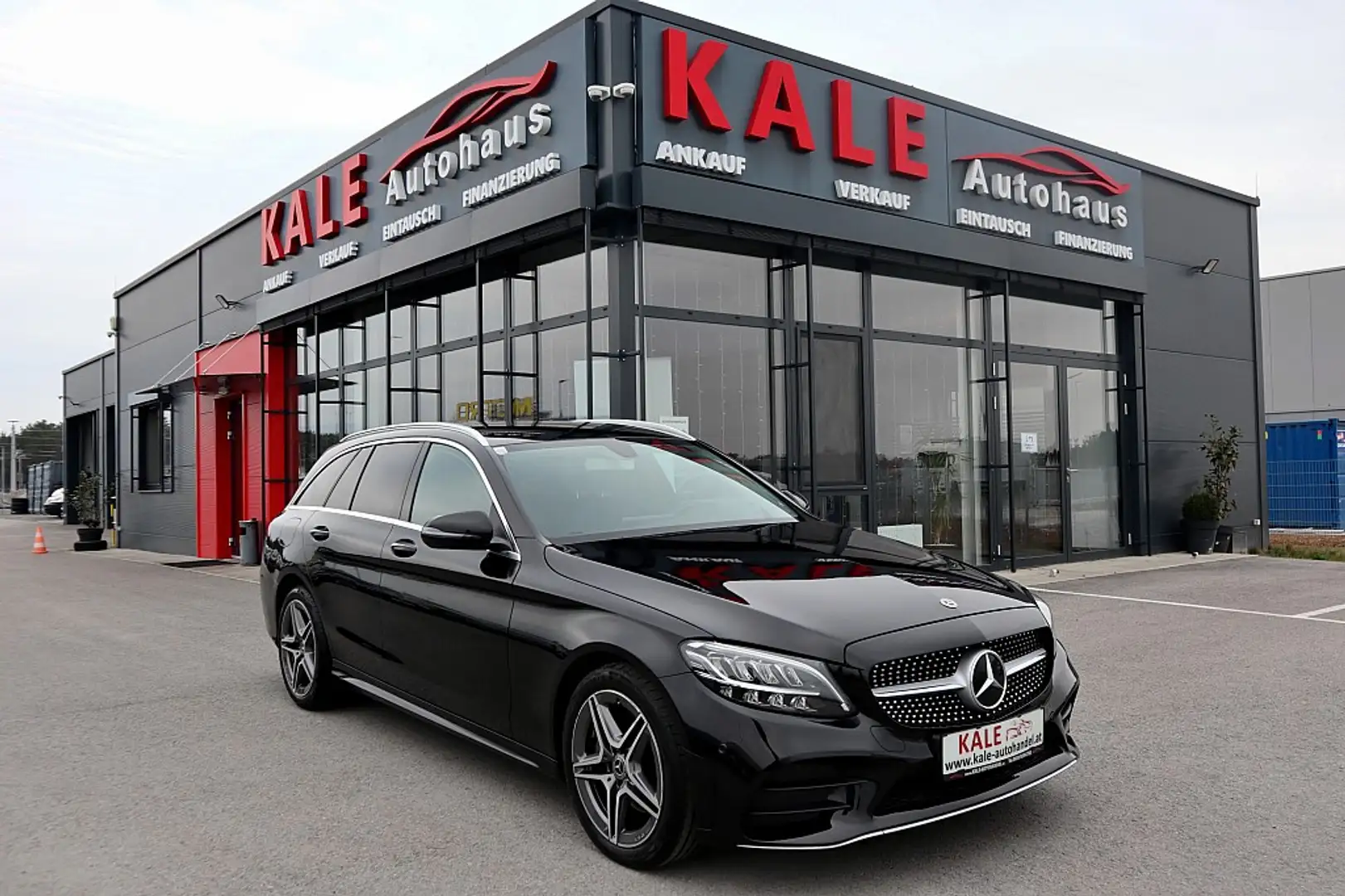 Mercedes-Benz C 180 d T Aut. *1.Besitz* AMG-Line*LED*Navi* Schwarz - 1