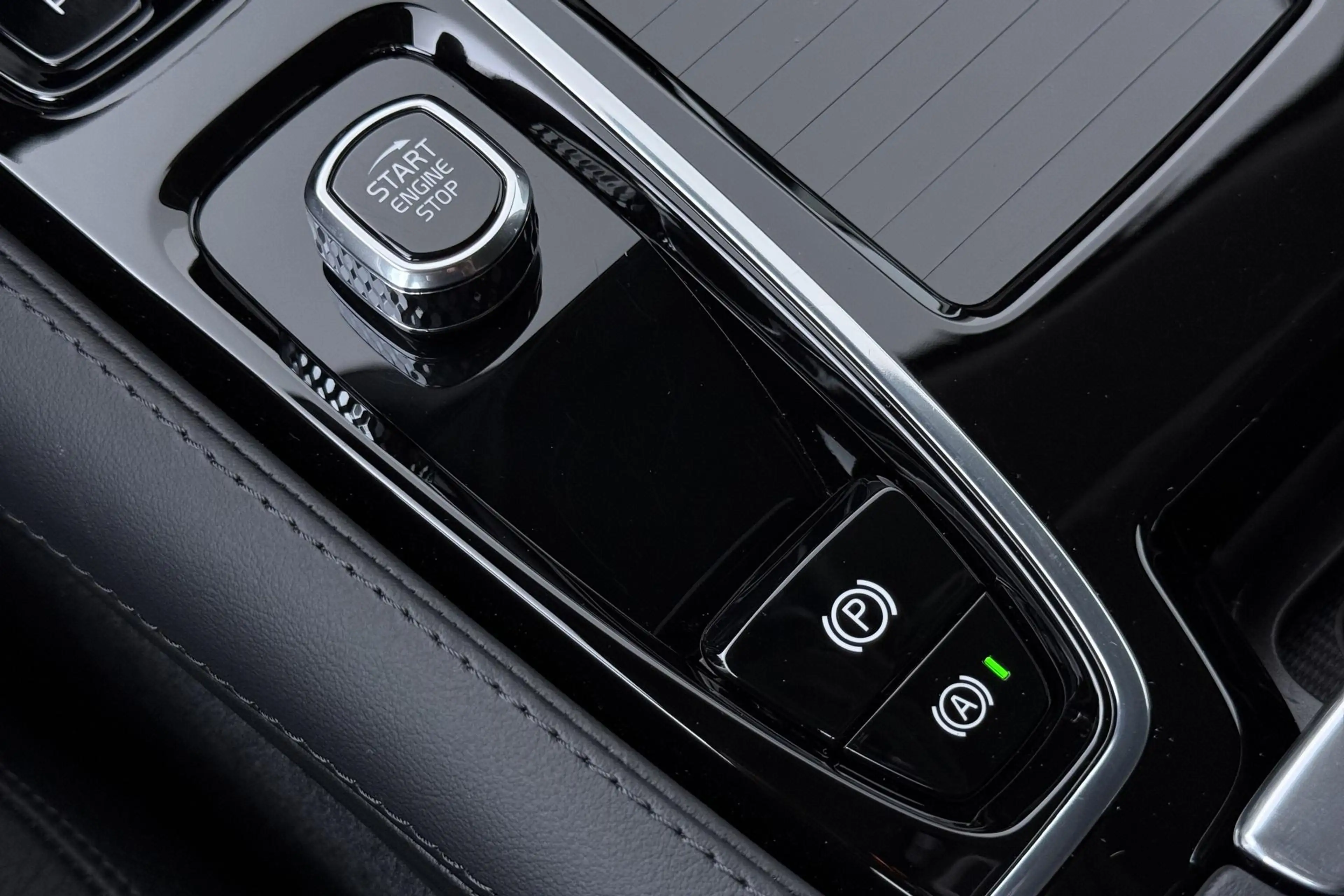 Volvo V90 T8 Plug-in hybrid Plus Dark | ACC | 360° Camera | — photo 37