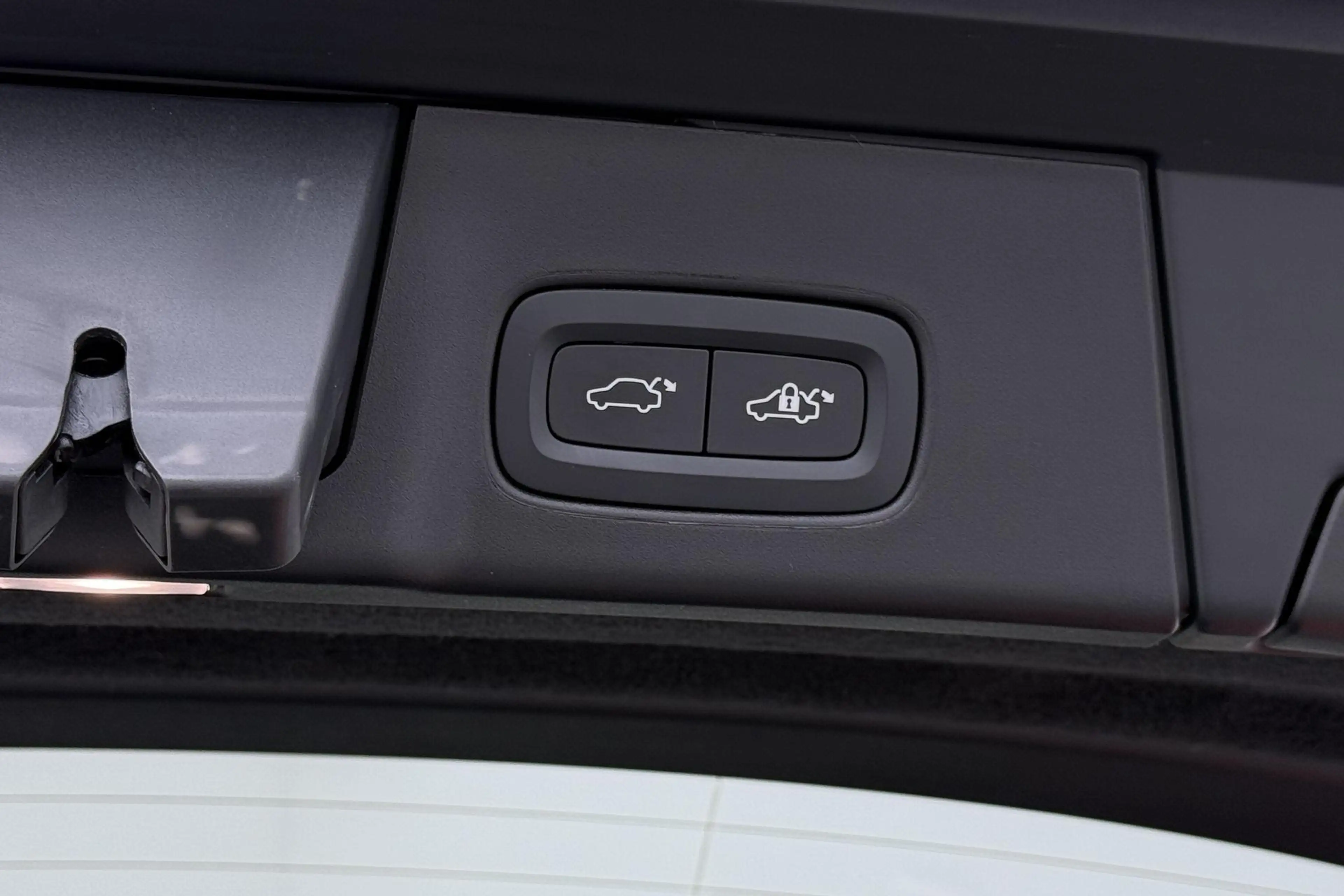 Volvo V90 T8 Plug-in hybrid Plus Dark | ACC | 360° Camera | — photo 49