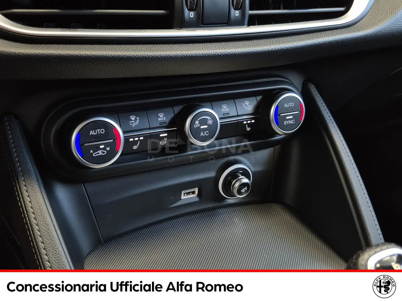 Alfa Romeo Stelvio 2021 — фото 17