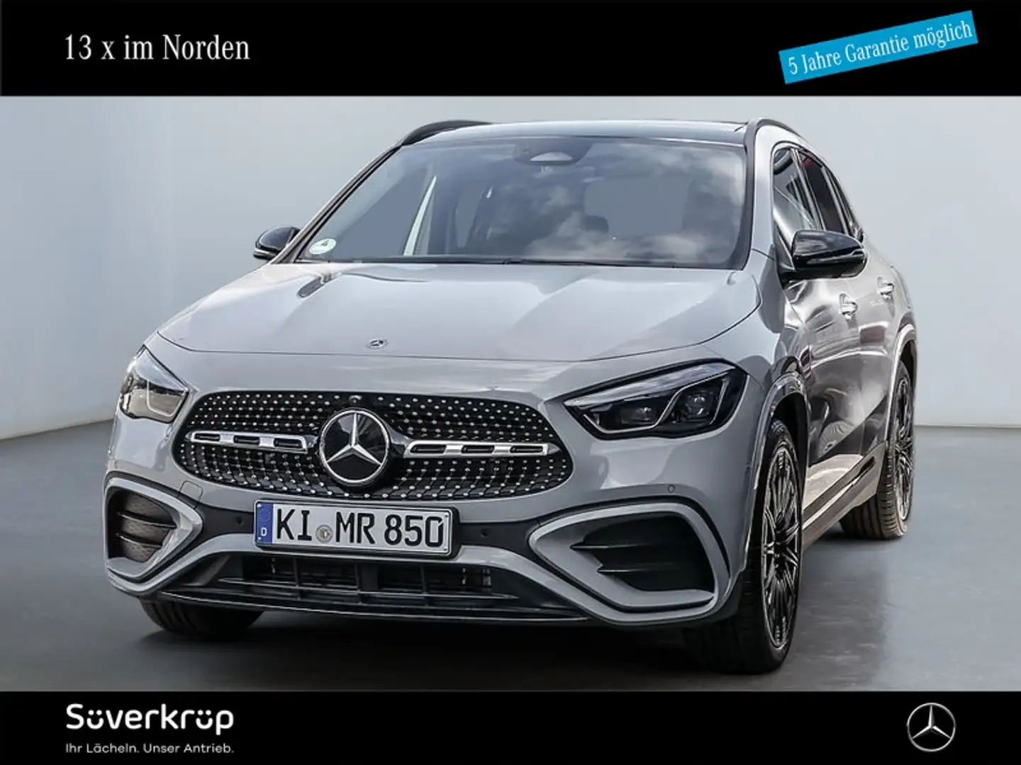 Mercedes-Benz GLA 200 AMG NIGHT SPUR DISTR PANO AHK 360 PDC Grau - 1