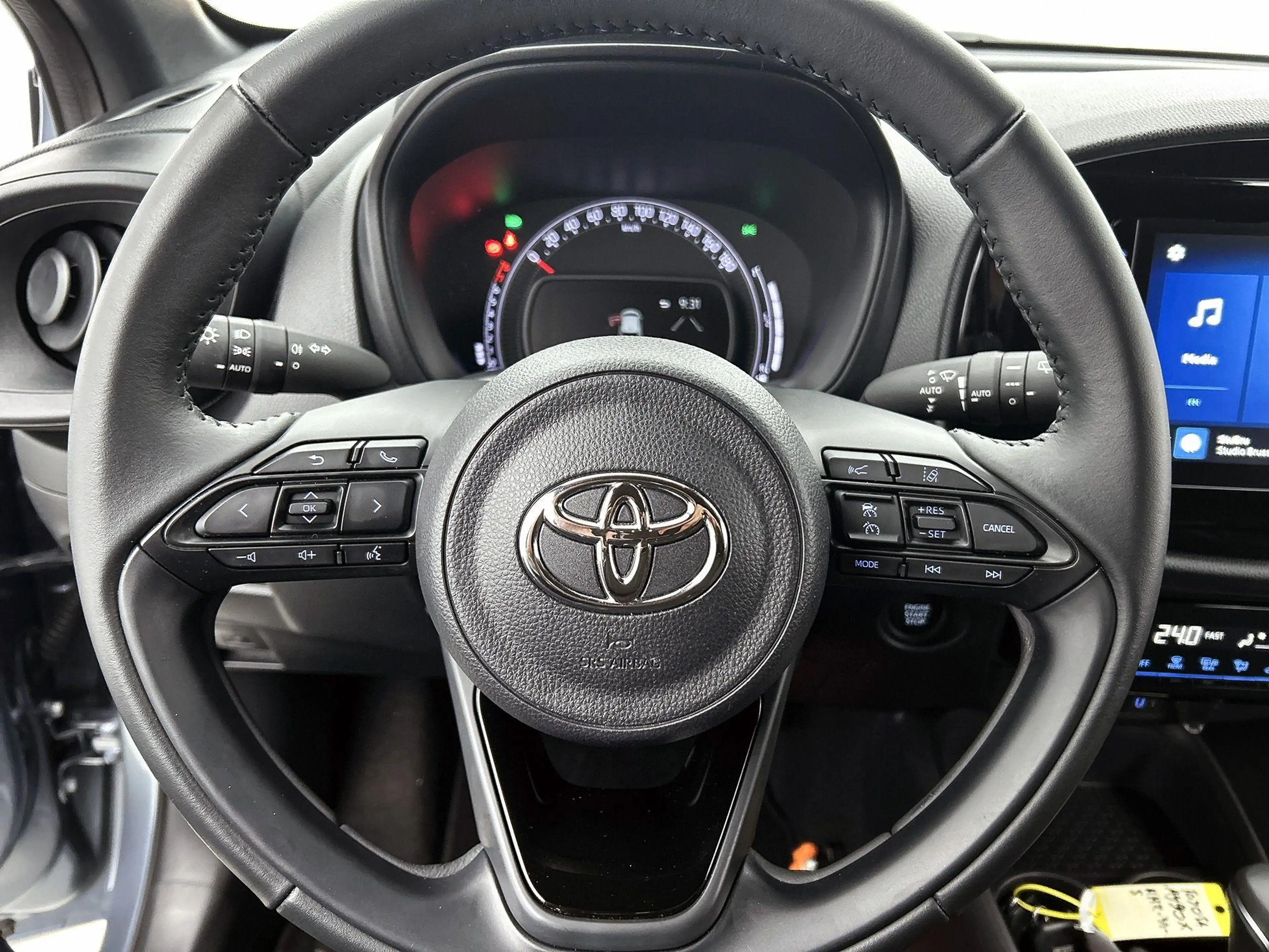 Toyota Aygo X 1.0 VVT-i S-CVT Play | Apple Carplay/Android Auto — photo 14