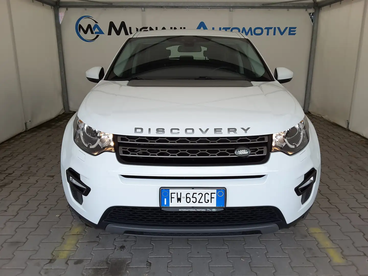 Land Rover Discovery Sport 2.0D 150cv AWD SE White - 1