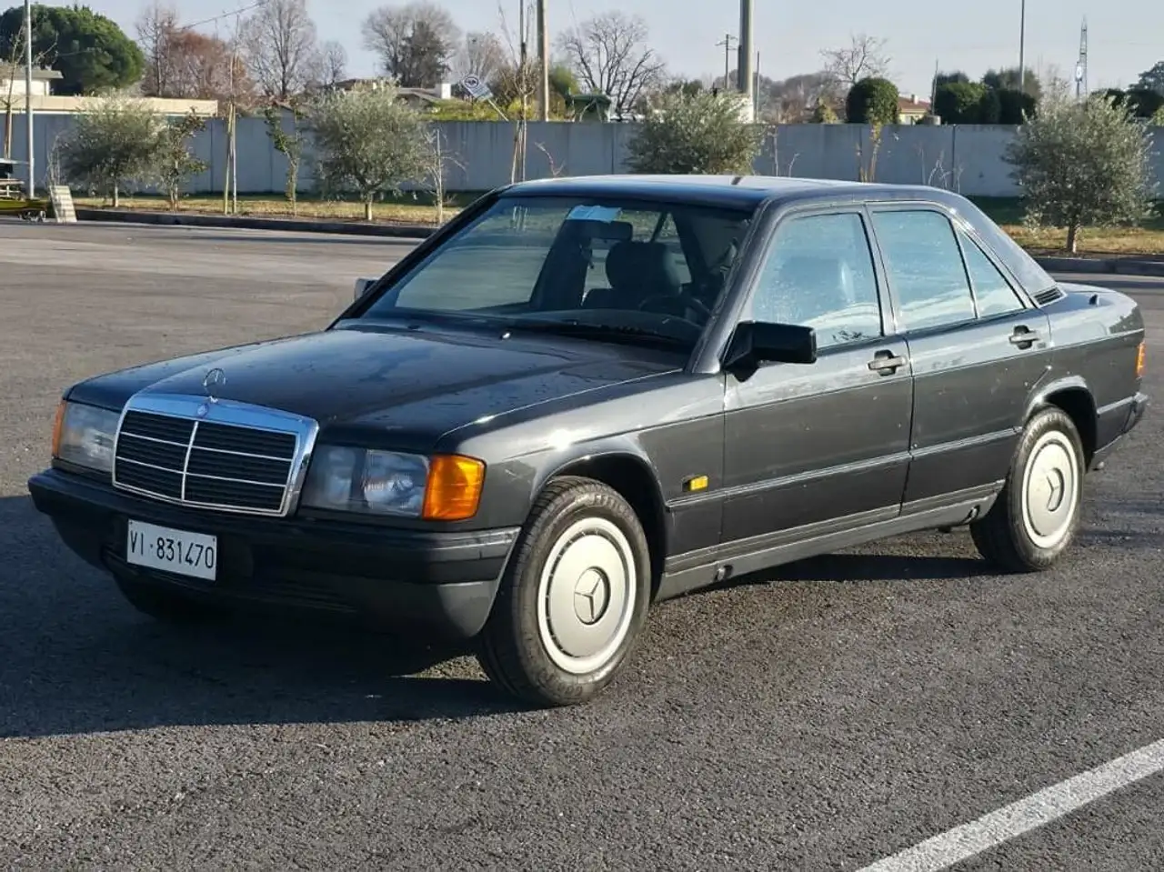 Mercedes-Benz 190 MERCEDES 190 E TETTO APRIBILE, foto 4