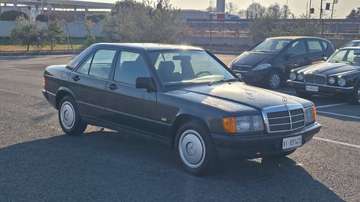 MERCEDES 190 E  TETTO APRIBILE