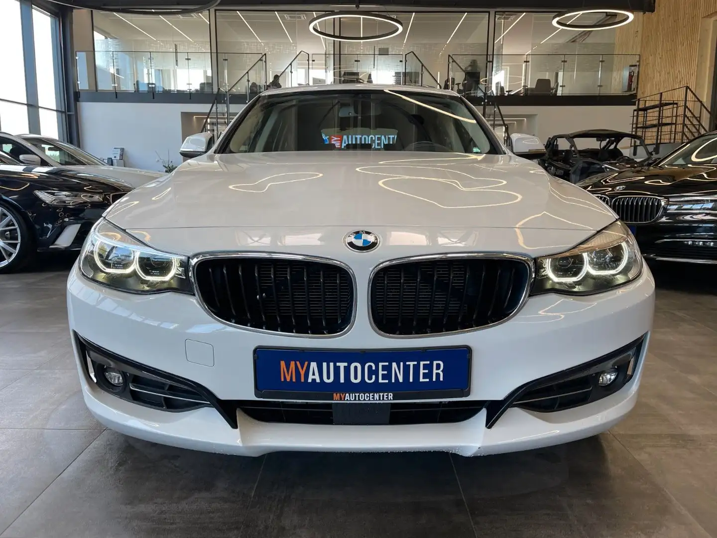 BMW 320 Sport Line *PANO*HUD*NAVI*ACC* Blanco - 2
