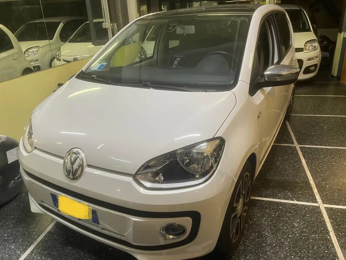 Volkswagen up! 1.0 75 CV 5p. move up! Bianco - 1