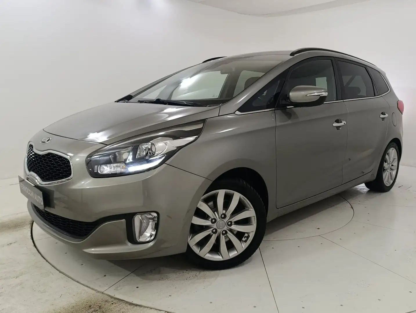 Kia Carens 1.7 crdi Cool 115cv 5p.ti Beige - 1
