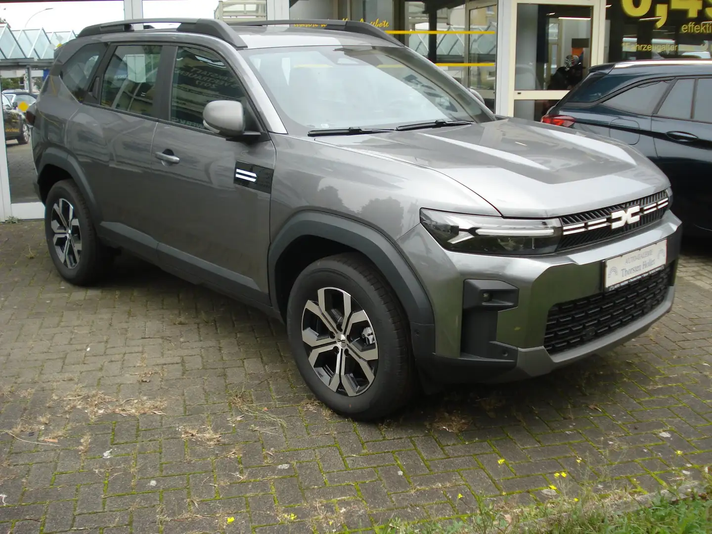 Dacia Bigster TCe 140 Expression Grau - 2
