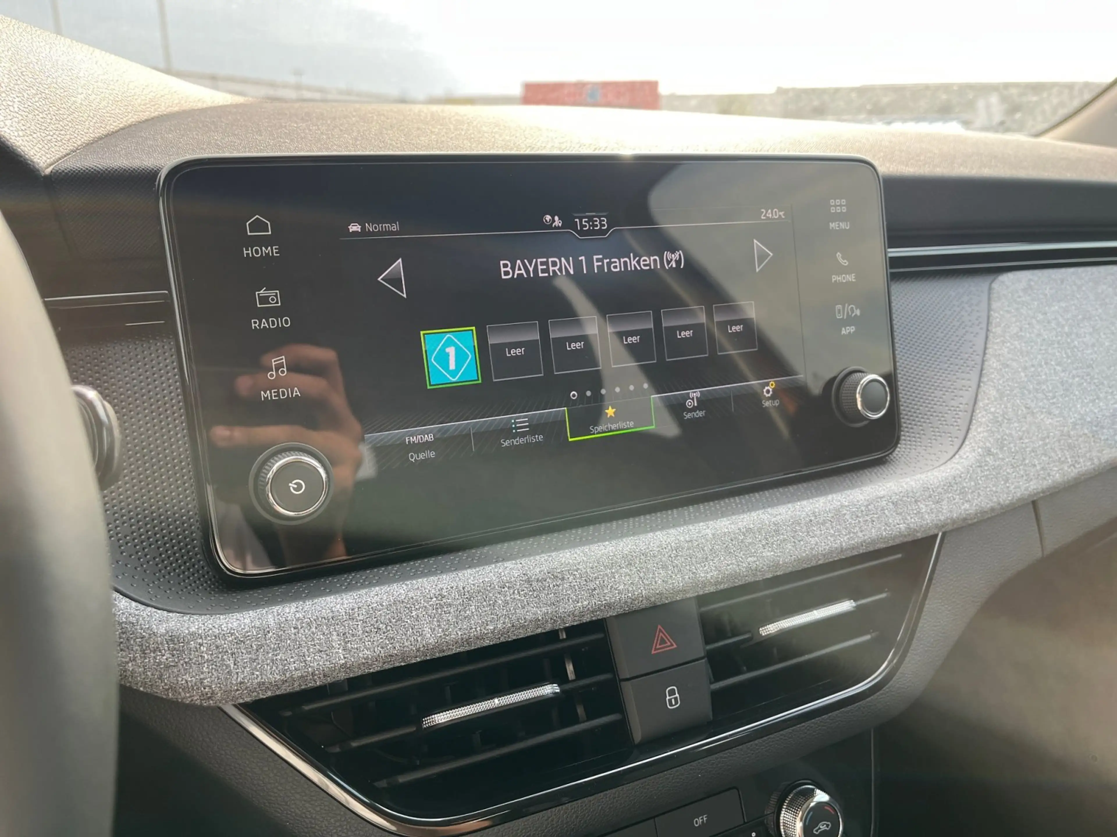 Skoda Kamiq Tour 1.0 TSI Matrix-LED AHK-schwenkbar USB — photo 13