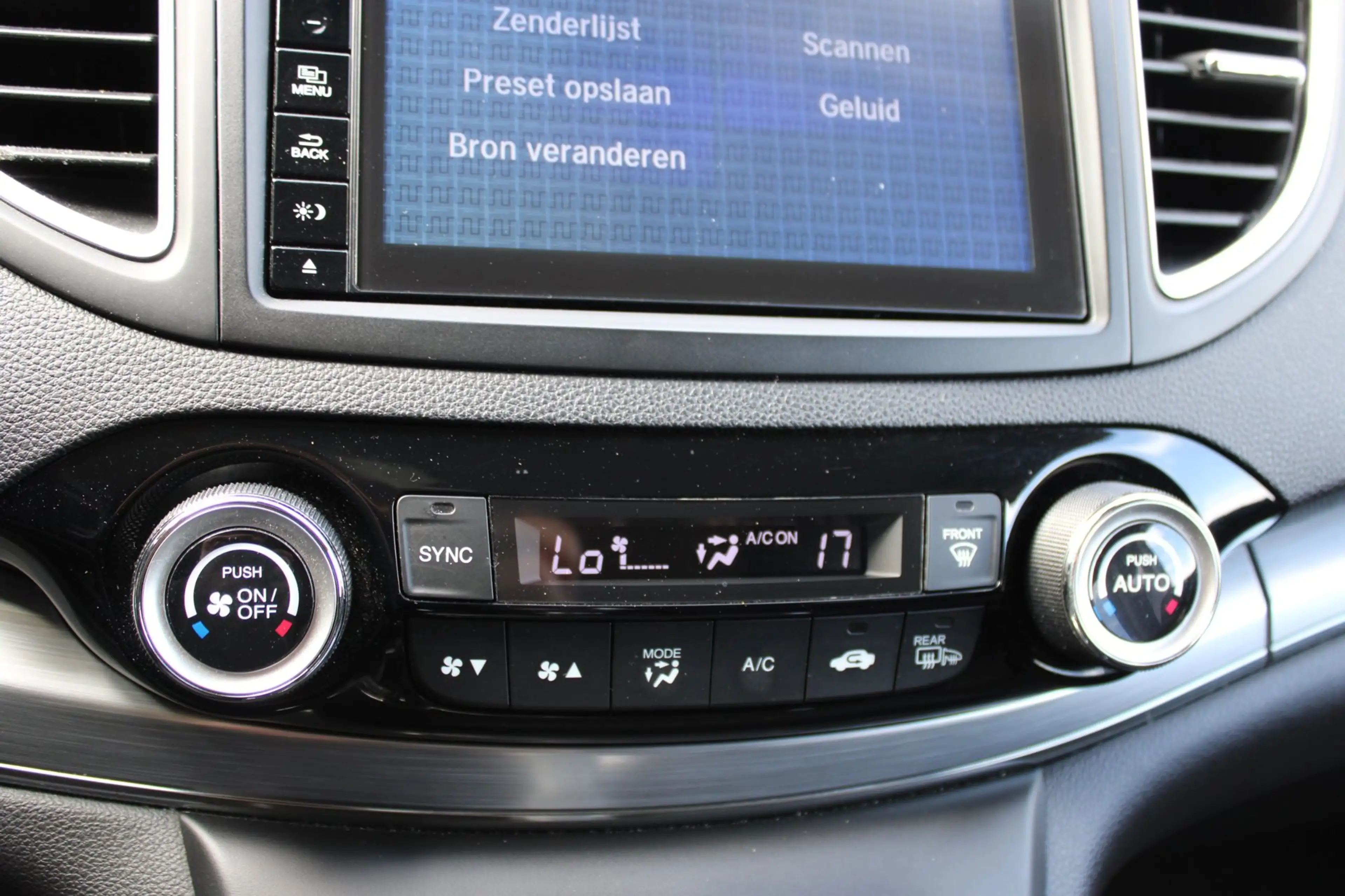 Honda CR-V 2.0 Comfort, 1700KG trekgewicht , Clima, Navi, Cam — photo 26
