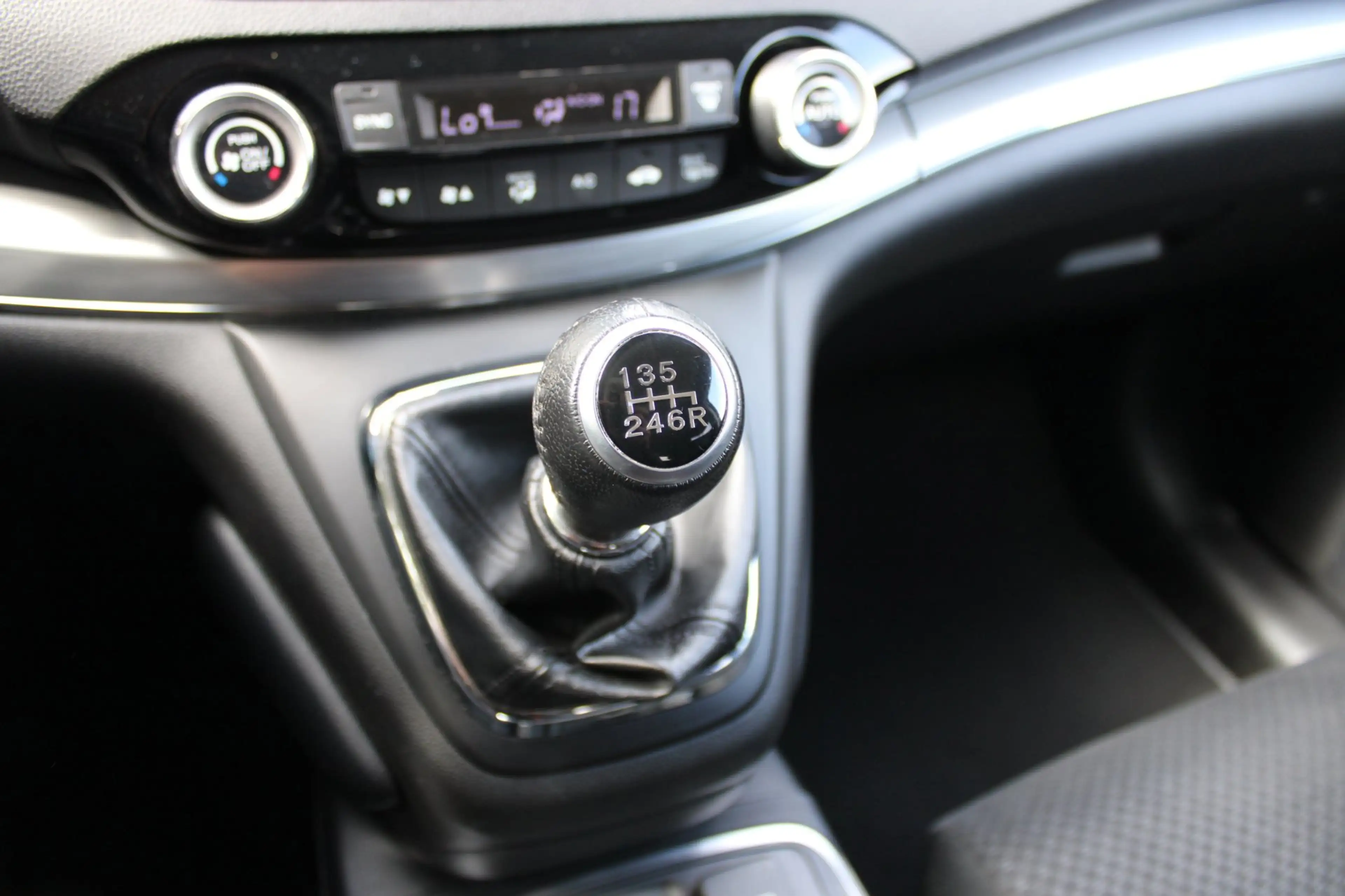 Honda CR-V 2.0 Comfort, 1700KG trekgewicht , Clima, Navi, Cam — photo 16