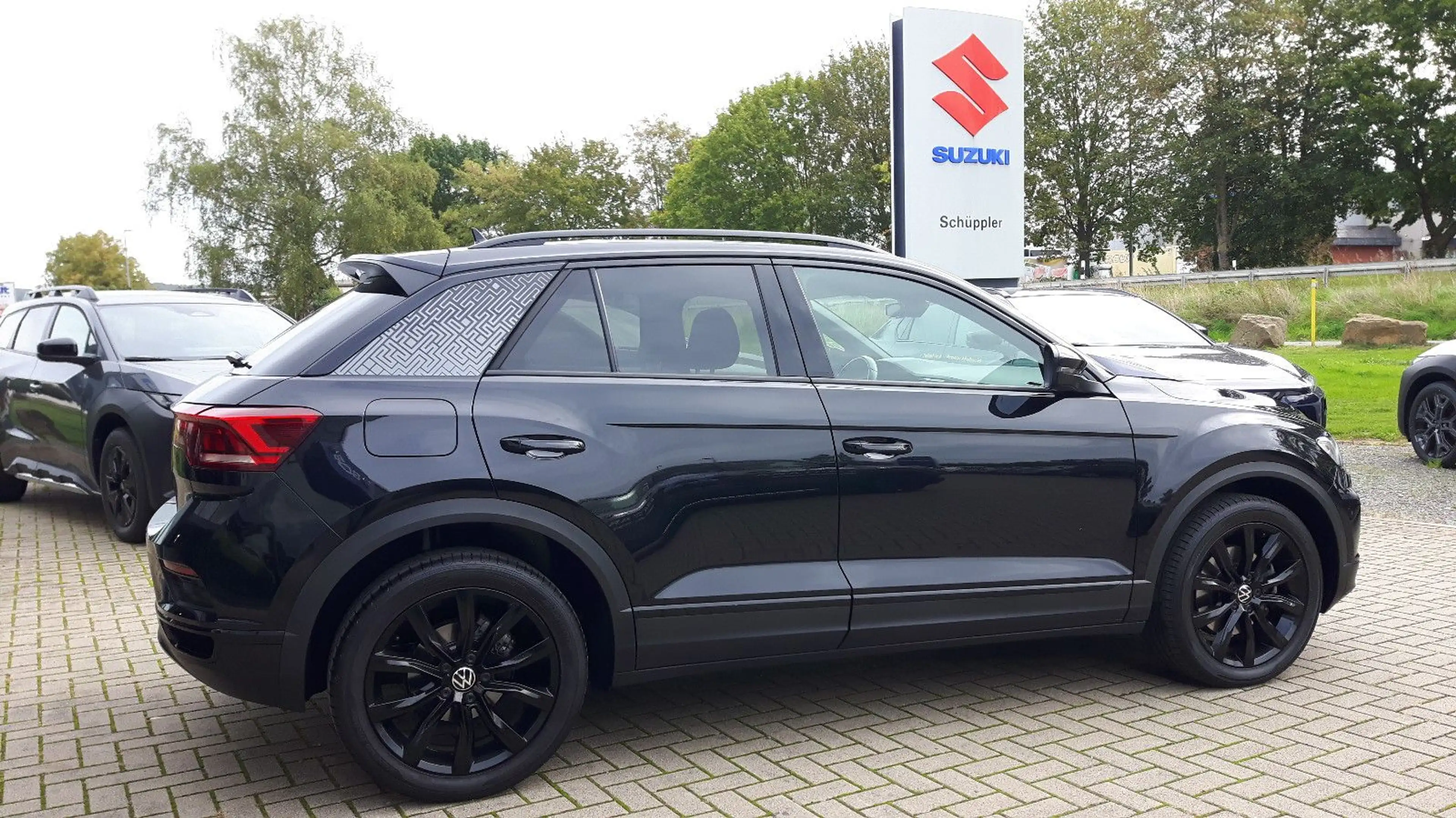 Volkswagen T-Roc 2,0TDi Sport — photo 3