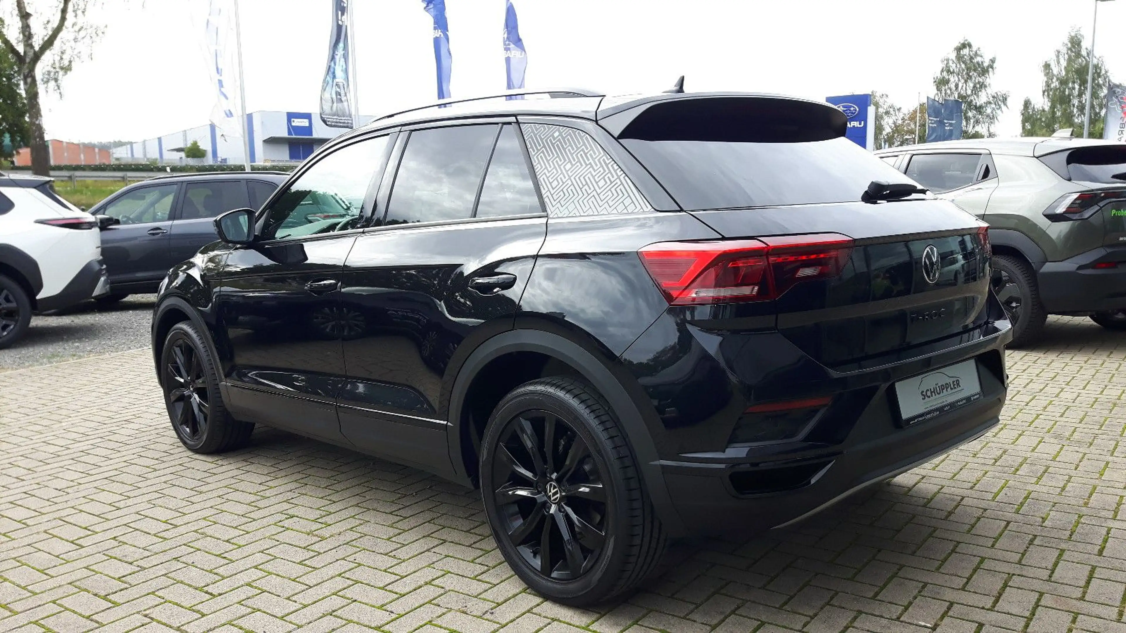 Volkswagen T-Roc 2,0TDi Sport — photo 4