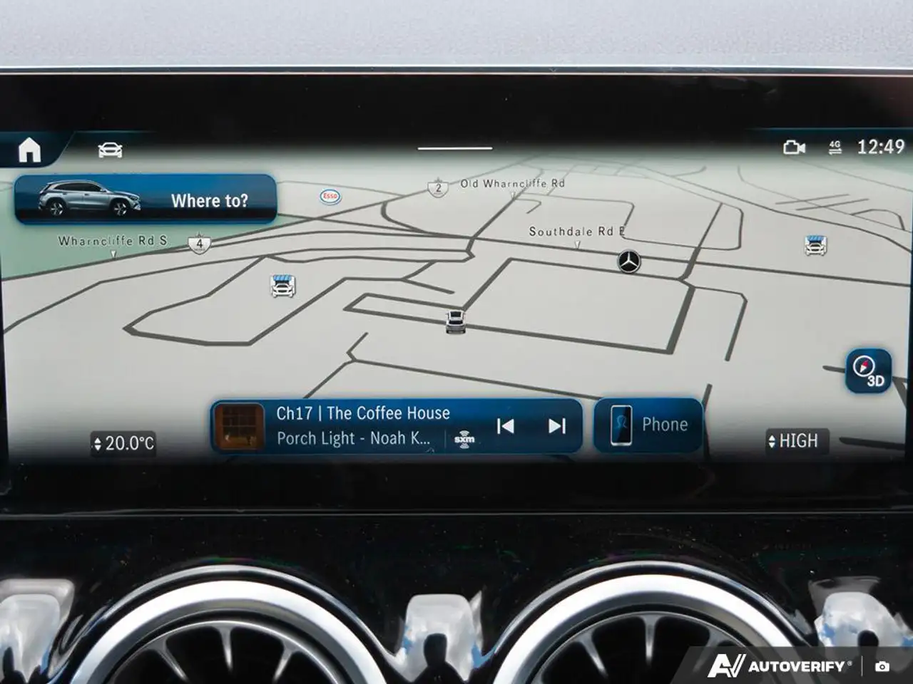 Mercedes-Benz GLA снимка Mercedes-Benz GLA