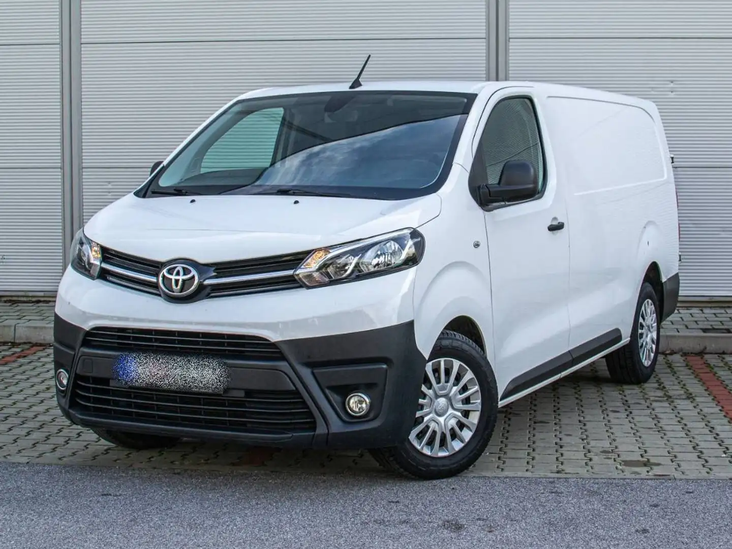 Toyota Proace Proace 2,0 D-4D L1 Comfort Weiß - 2