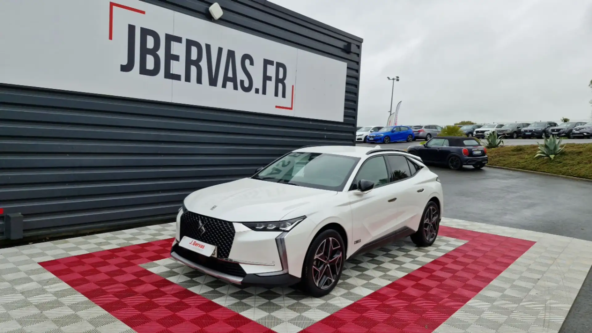 DS Automobiles DS 4 PURETECH 225 EAT8 CROSS RIVOLI Blanc - 1