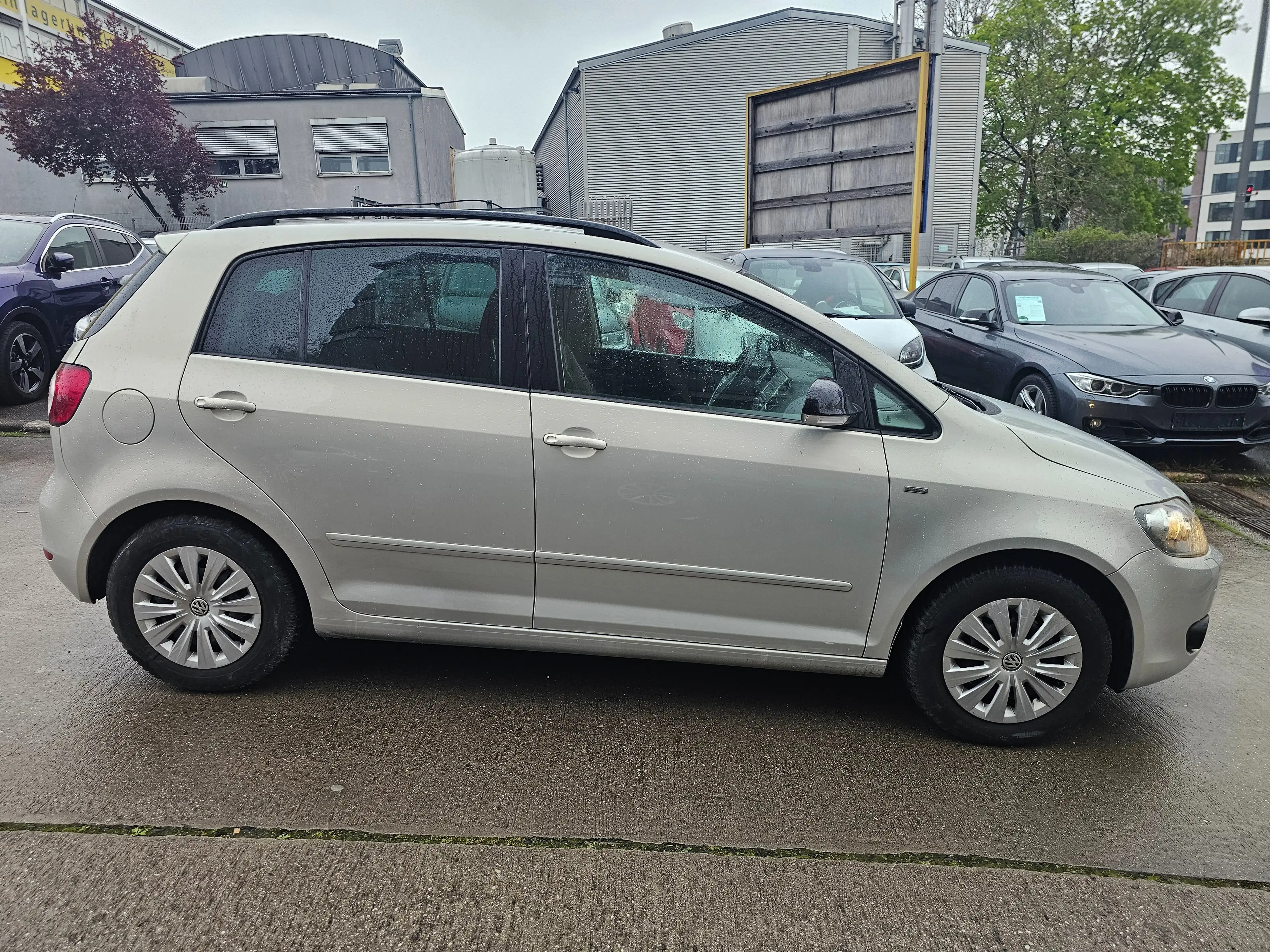 Volkswagen Golf Plus Match Scheckheftgepflegt — photo 3