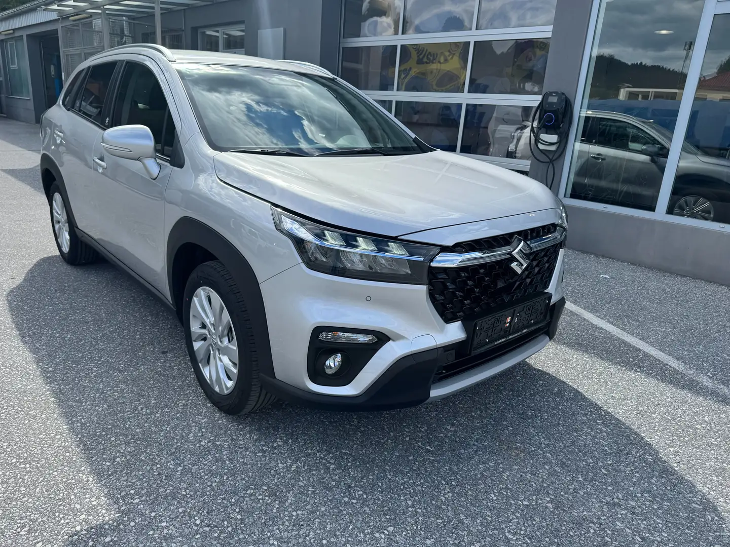 Suzuki S-Cross S-Cross 1,4 Hybrid ALLGRIP shine shine Ezüst - 1