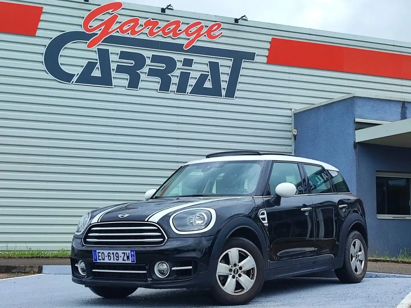 MINI Cooper Countryman 136 BVA6 COOPER FINITION RED HOT CHILI Zwart - 1