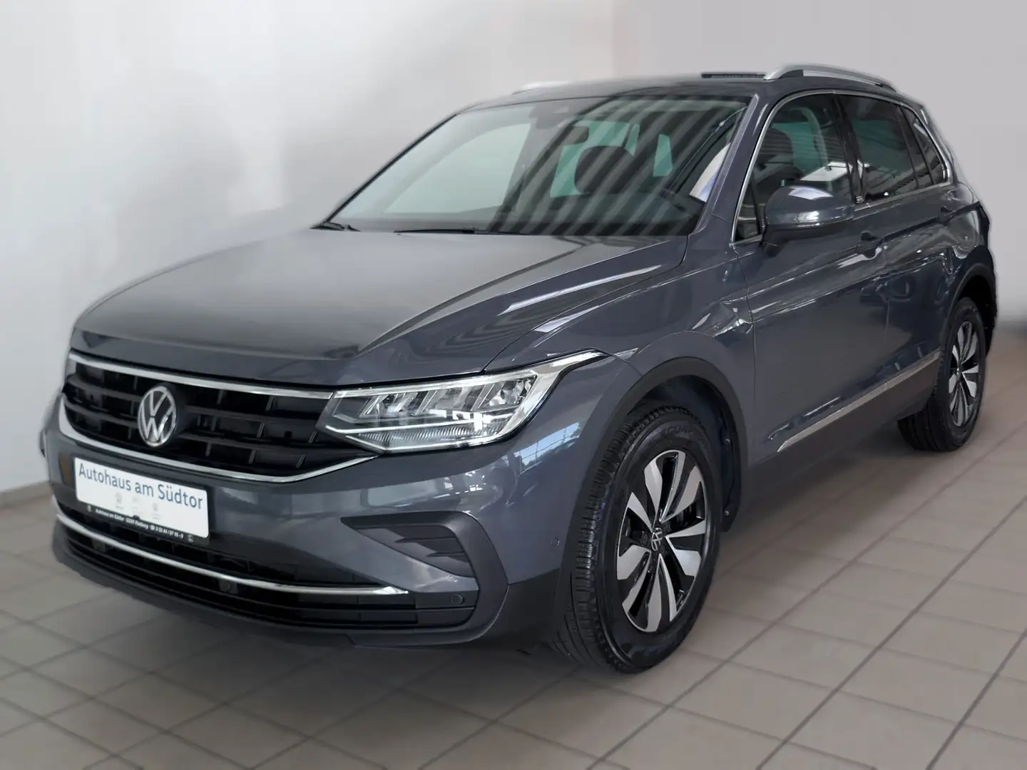 Volkswagen Tiguan MOVE 1.5 TSI DSG | LED RFK ACC Navi Grau - 2