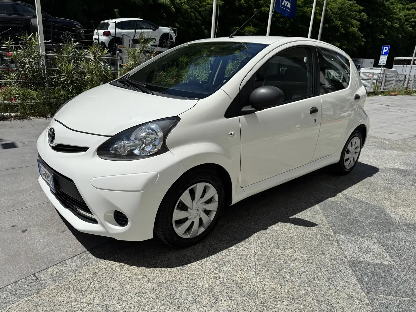 Toyota Aygo 1.0 NEOPATENTATI Bianco - 2