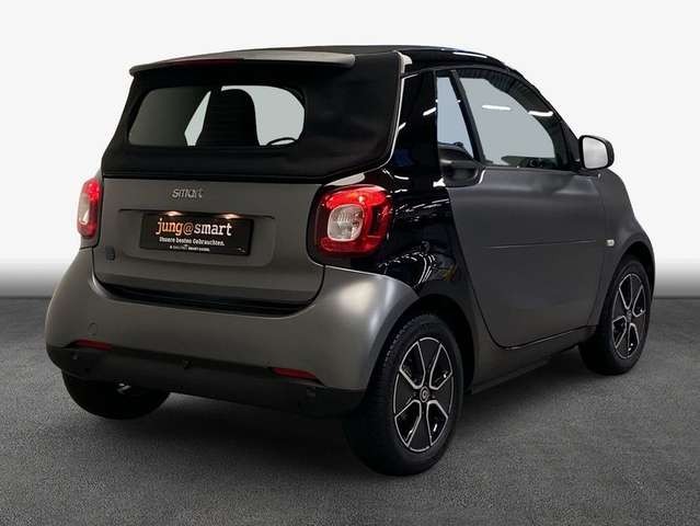 smart forTwo fortwo cabrio EQ passion|MattLack|22kW|Shz
