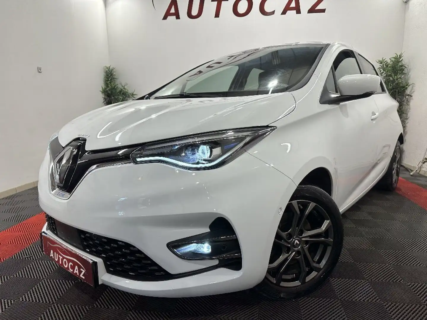 Renault ZOE R135 Intens +64000KMS Blanc - 2
