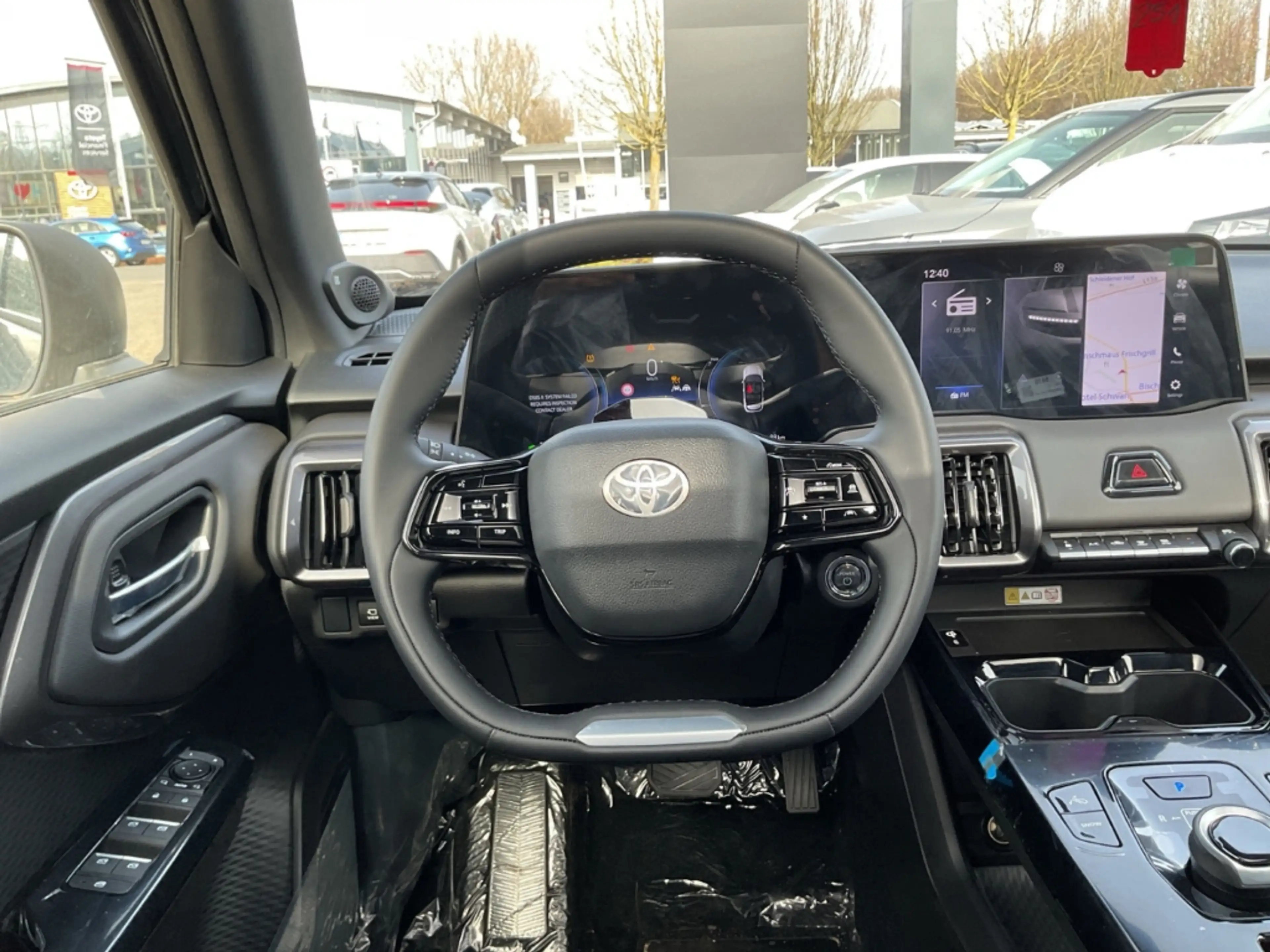 Toyota Urban Cruiser 128 kW FWD Lounge Panorama Soundsystem JBL 360 Kam — photo 13