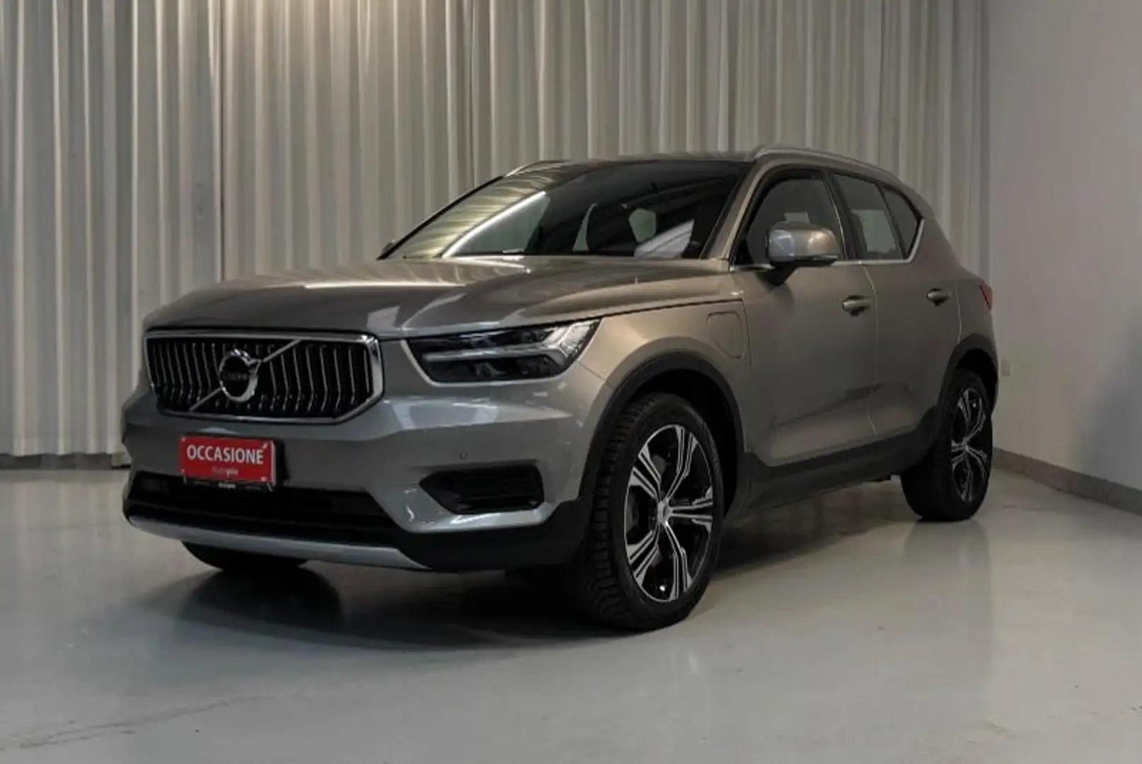 Volvo XC40 1.5 t5 phev Inscription auto my21 Grau - 1