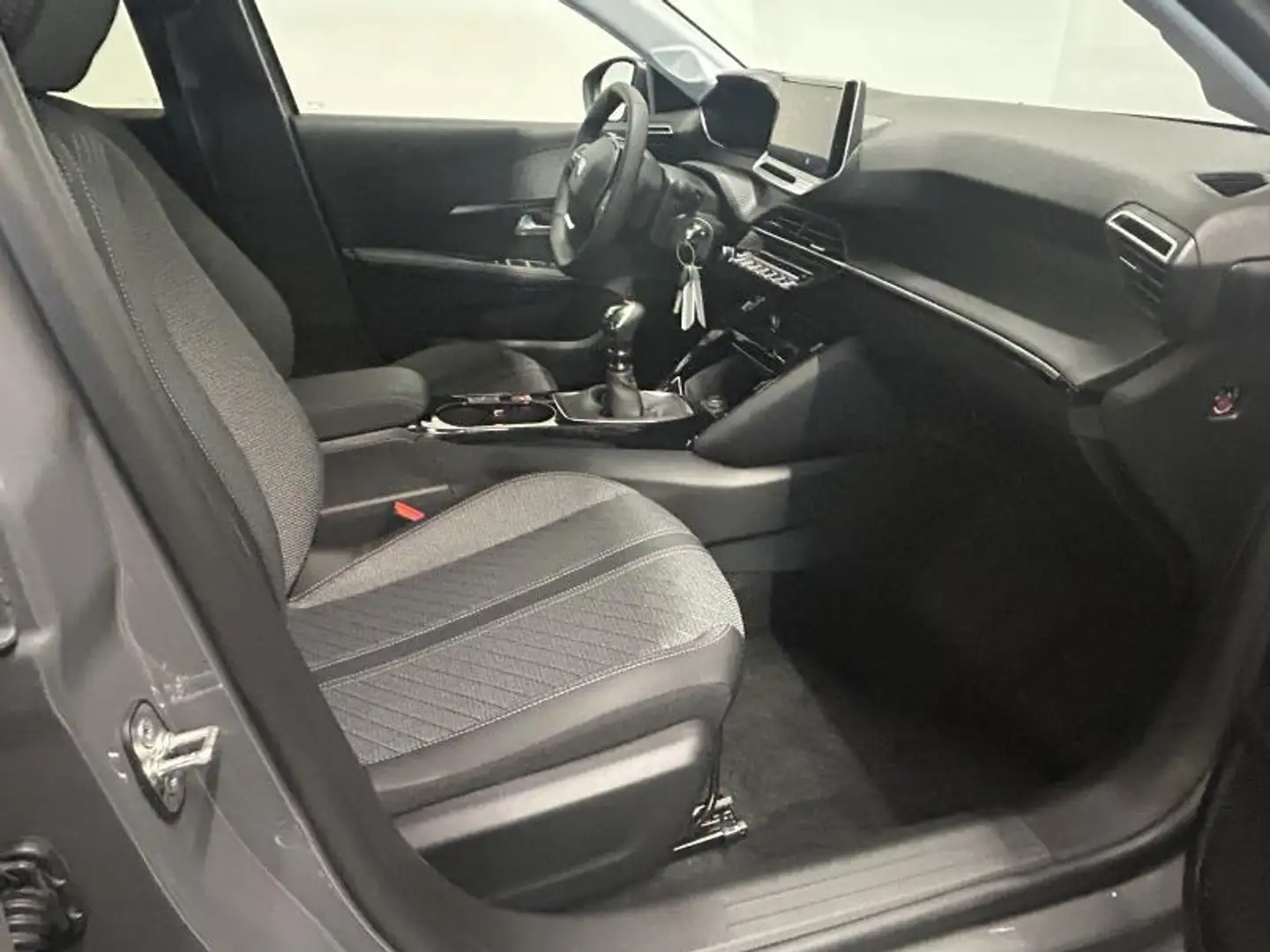 Peugeot 208 Allure Grau - 2