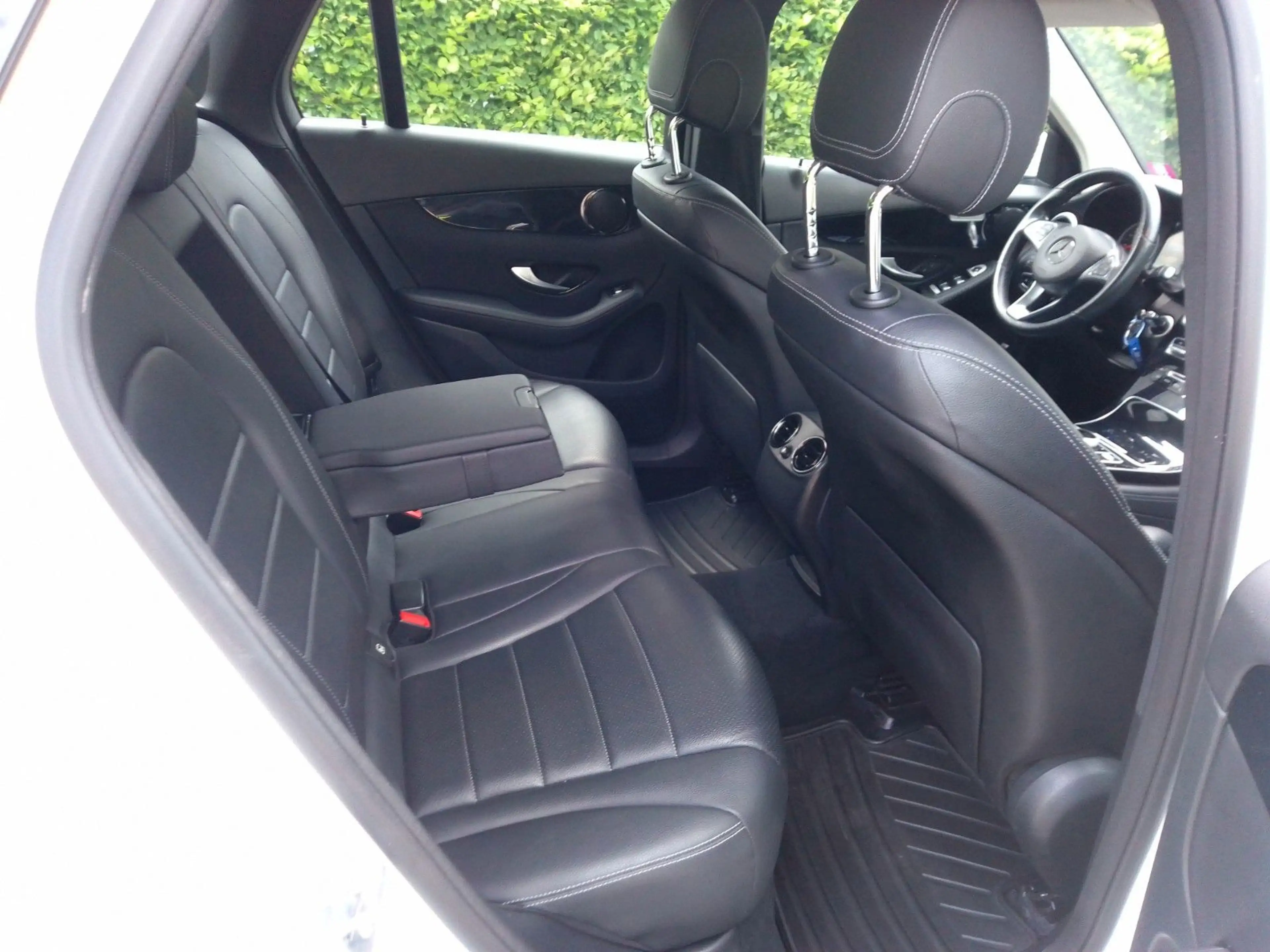 Mercedes-Benz GLC 220 d 4Matic — photo 11
