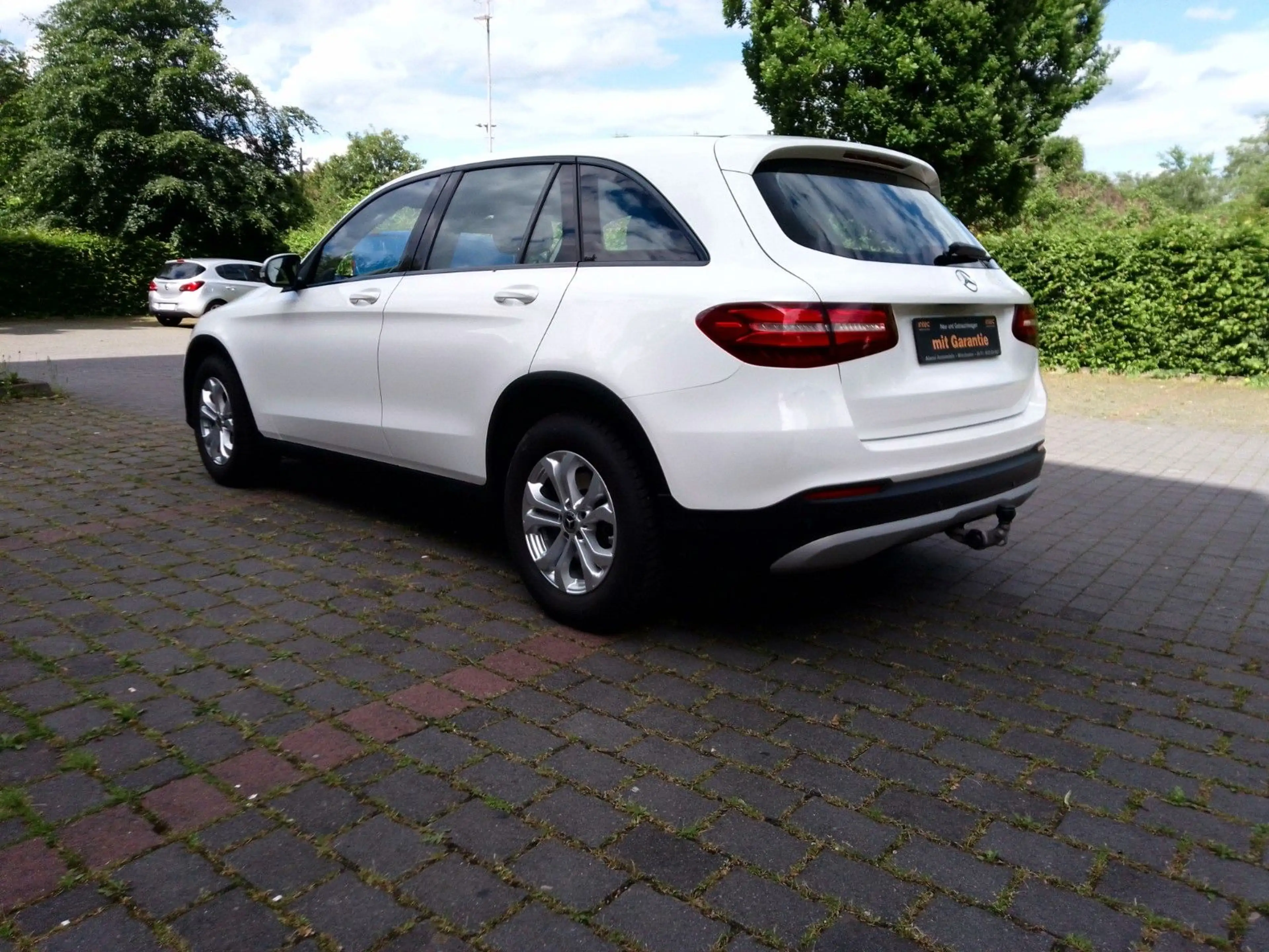 Mercedes-Benz GLC 220 d 4Matic — photo 6
