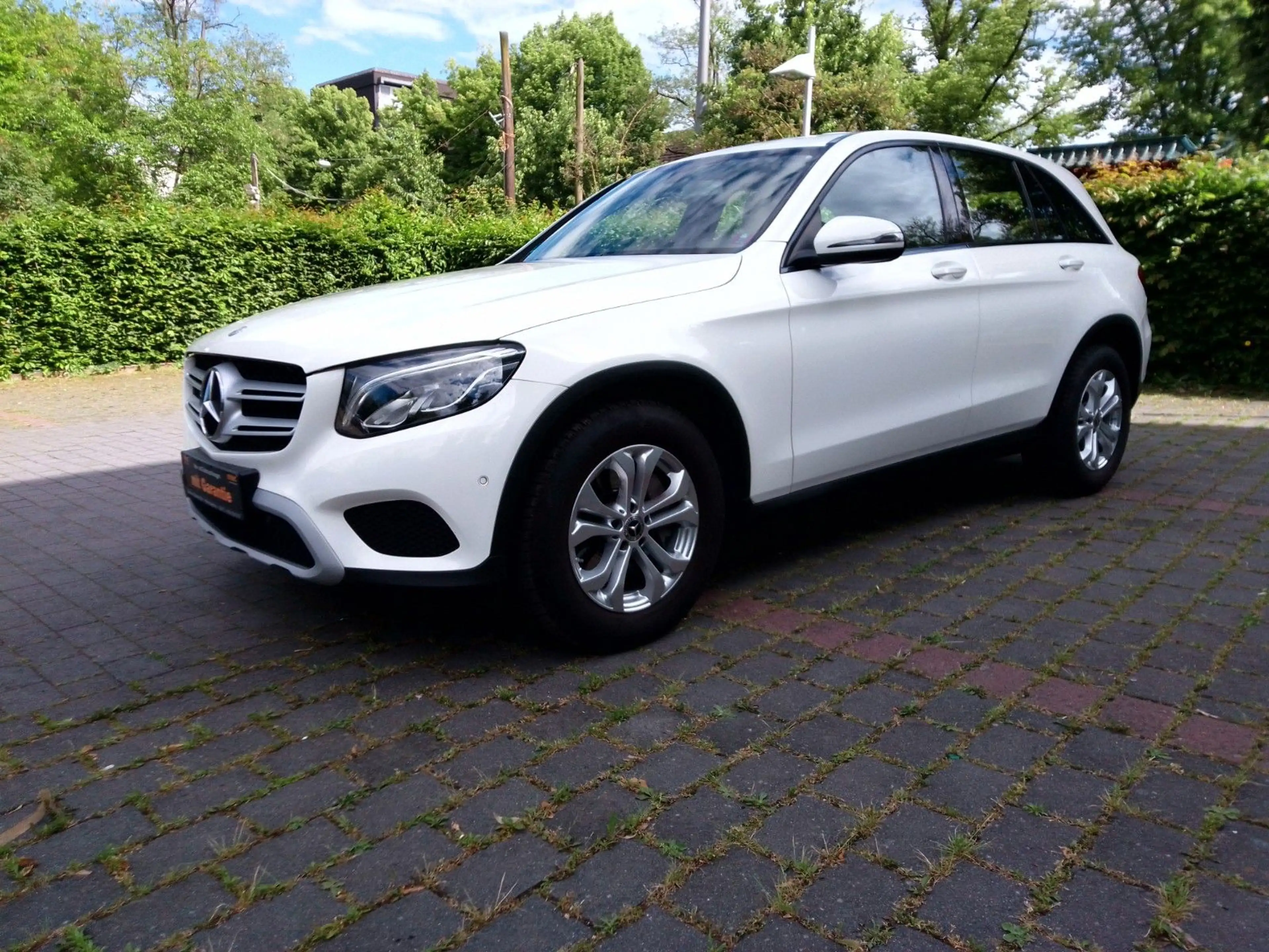 Mercedes-Benz GLC 220 d 4Matic — photo 3