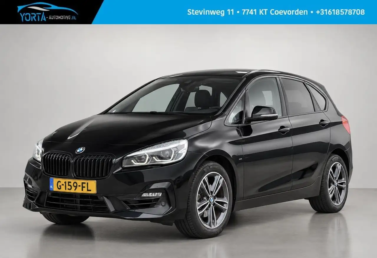 BMW 218