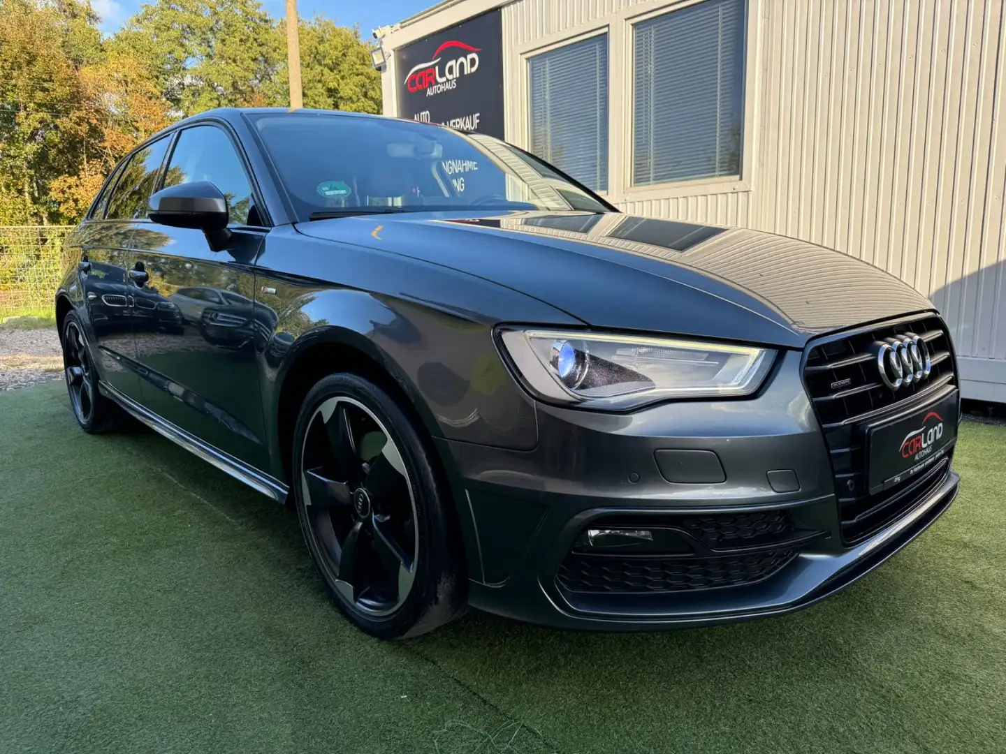 Audi A3 Sportback ambition quattro -2.Hand-184PS! Grau - 1