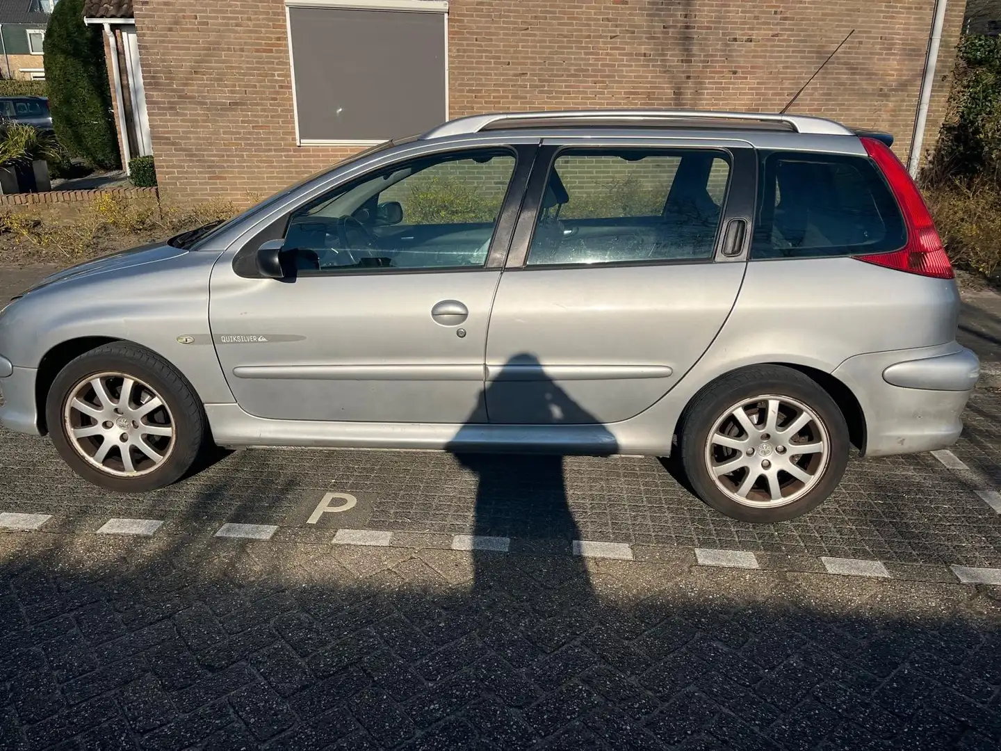 Peugeot 206 1.6-16V+Quiksilver Šedá - 1