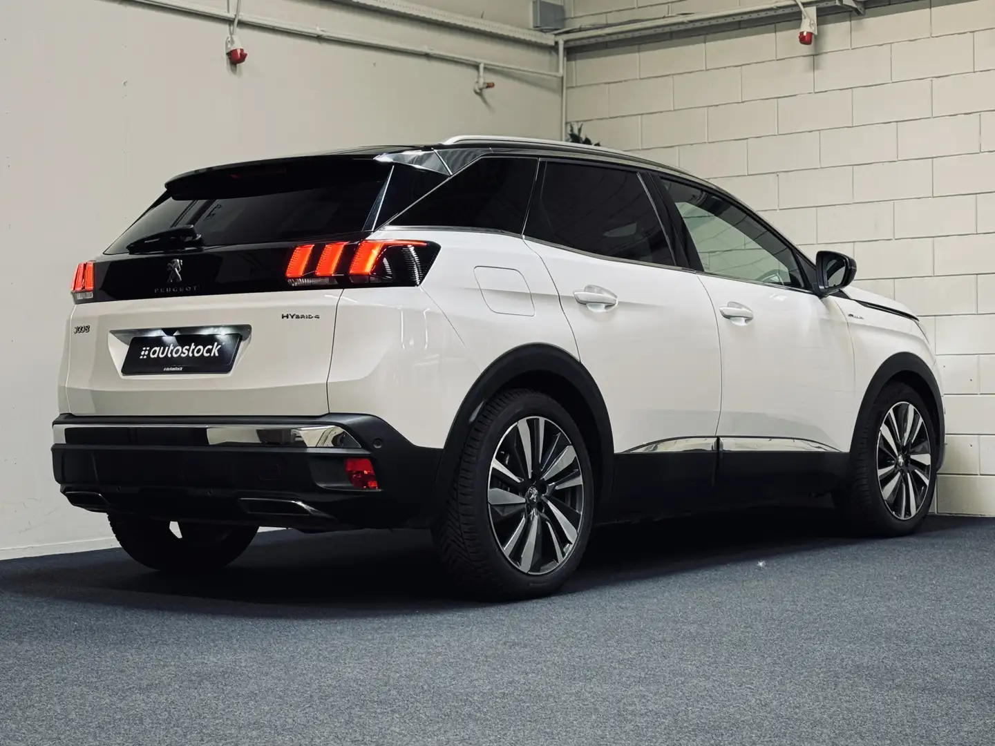 Peugeot 3008 1.6 HYbrid4 300 GT | 19" | Panorama | Focal | Adap Wit - 2