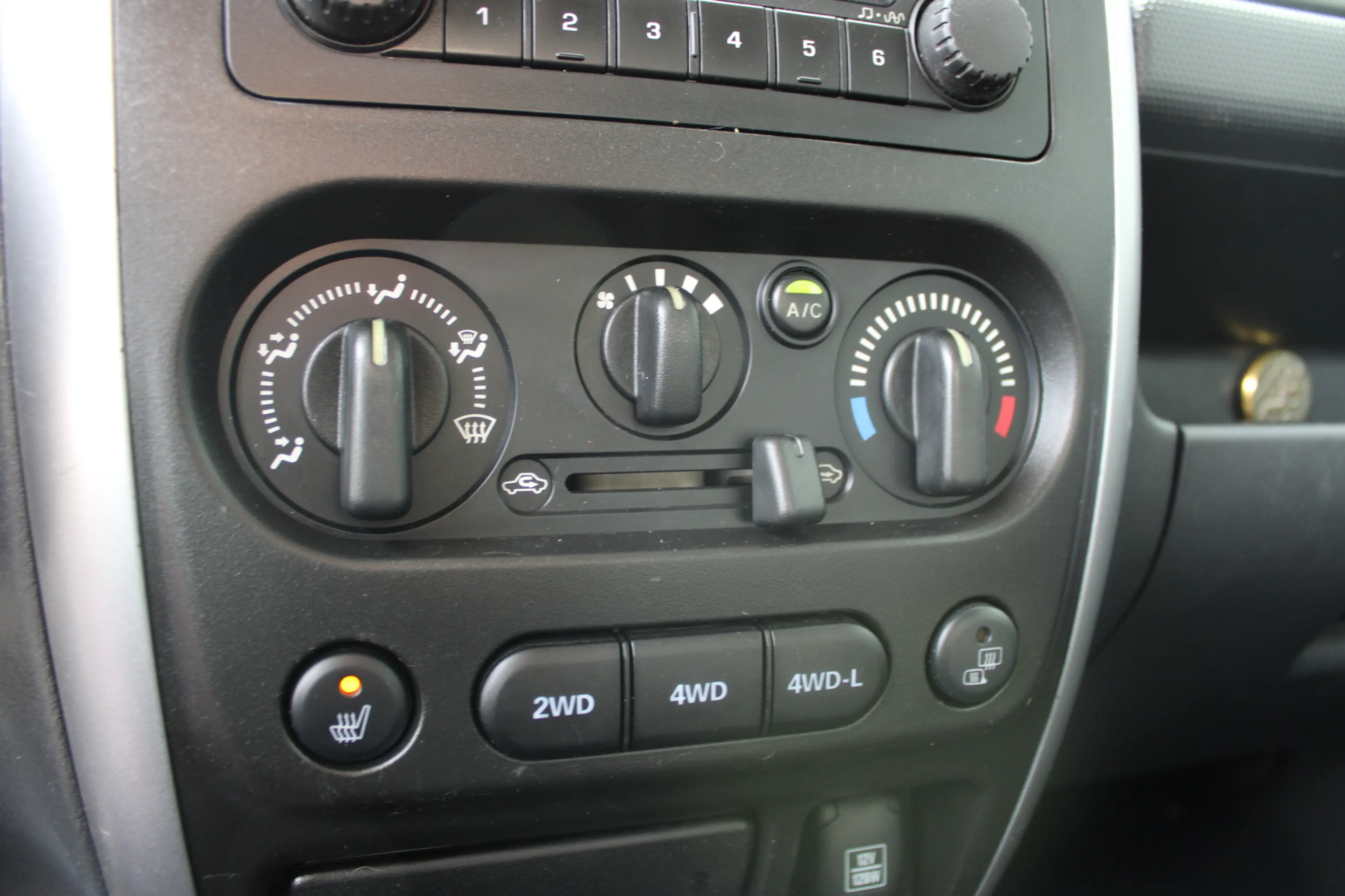 Suzuki Jimny 1.3 Exclusive 4x4 Vol-Leder Stoelverwarming Airco — photo 14