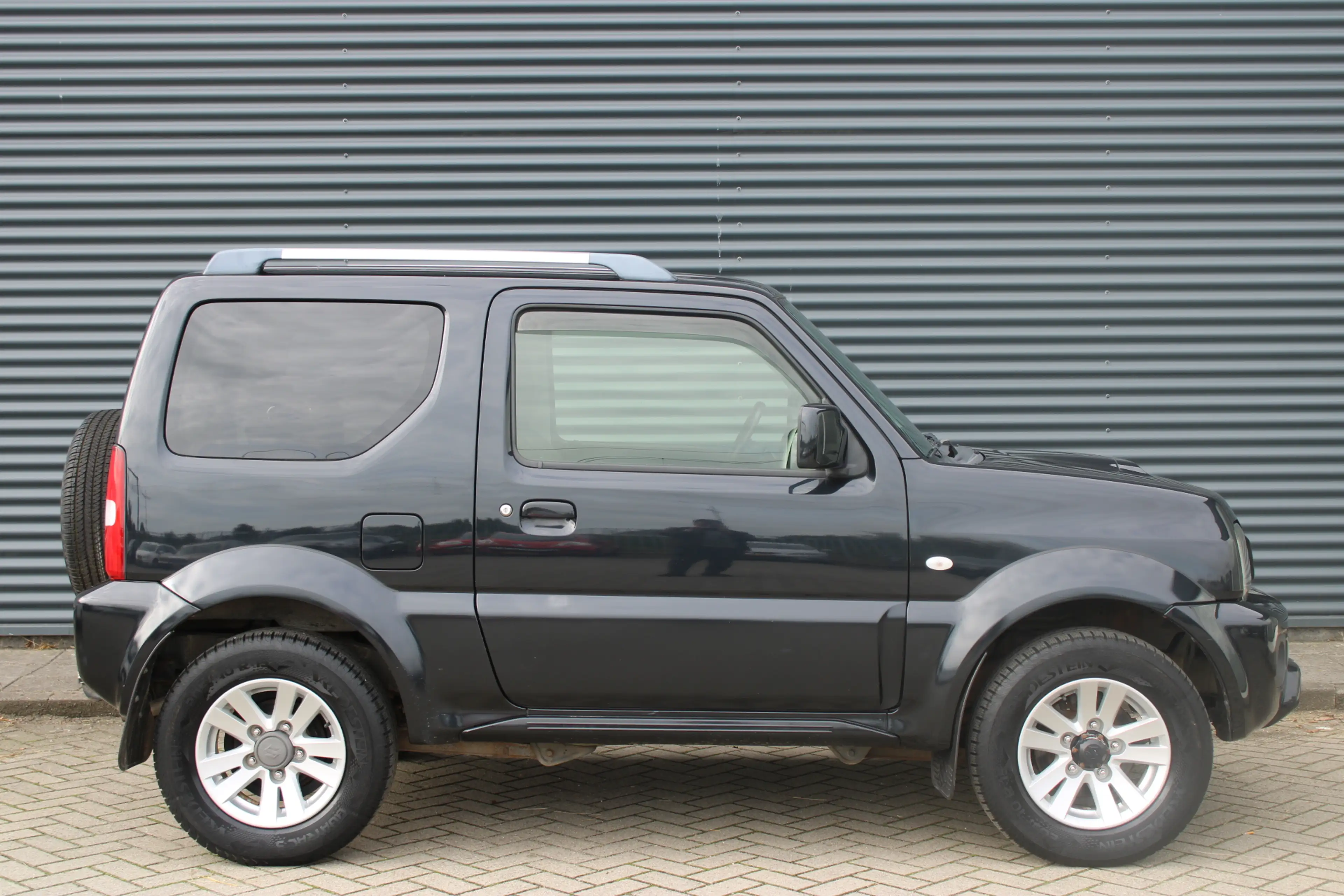 Suzuki Jimny 1.3 Exclusive 4x4 Vol-Leder Stoelverwarming Airco — photo 6