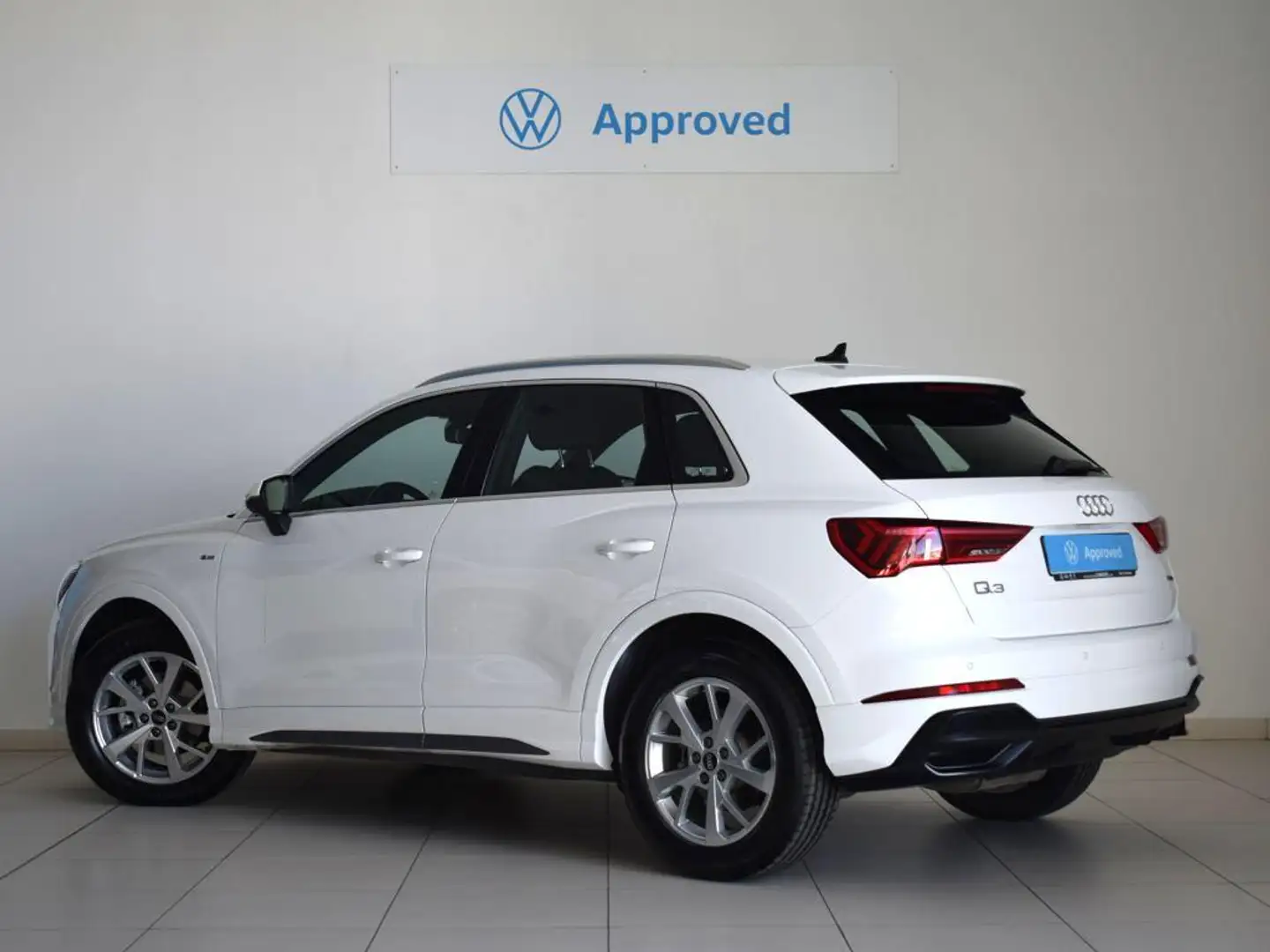 Audi Q3 35 TDI S line quattro S tronic 110kW Blanco - 2