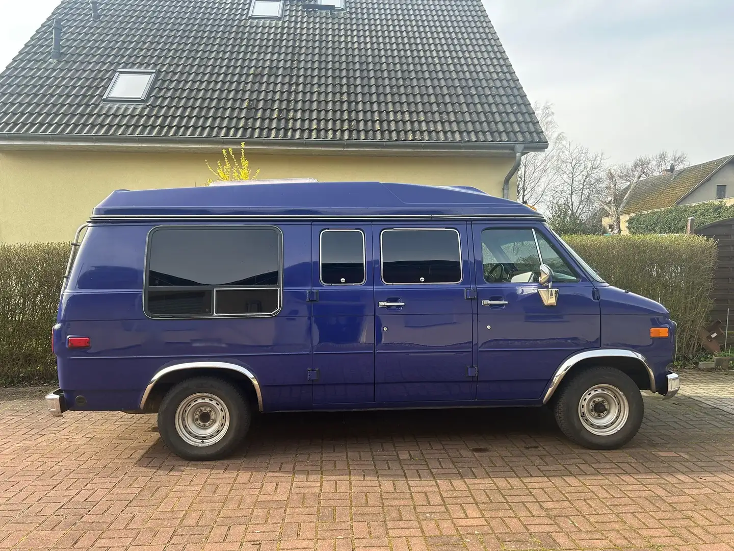 GMC Vandura Blau - 2