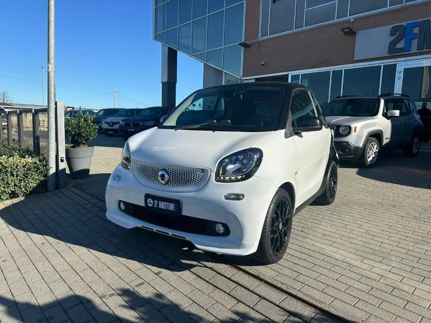smart forTwo 1.0 Prime 71cv twinamic my19 Wit - 1