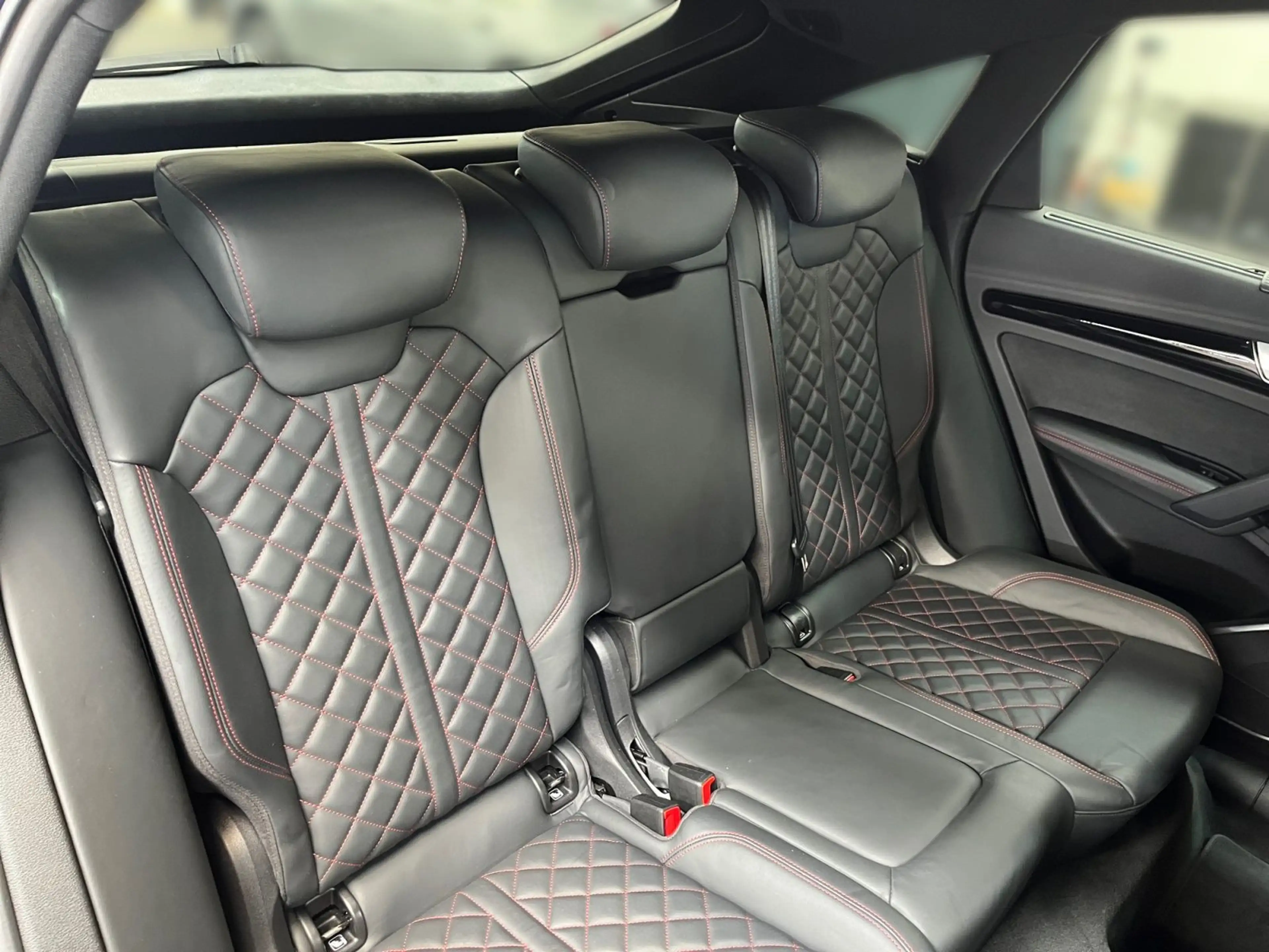 Audi Q5 S line 55 TFSI e, LEDER/MATRIX/KAM/ — photo 9