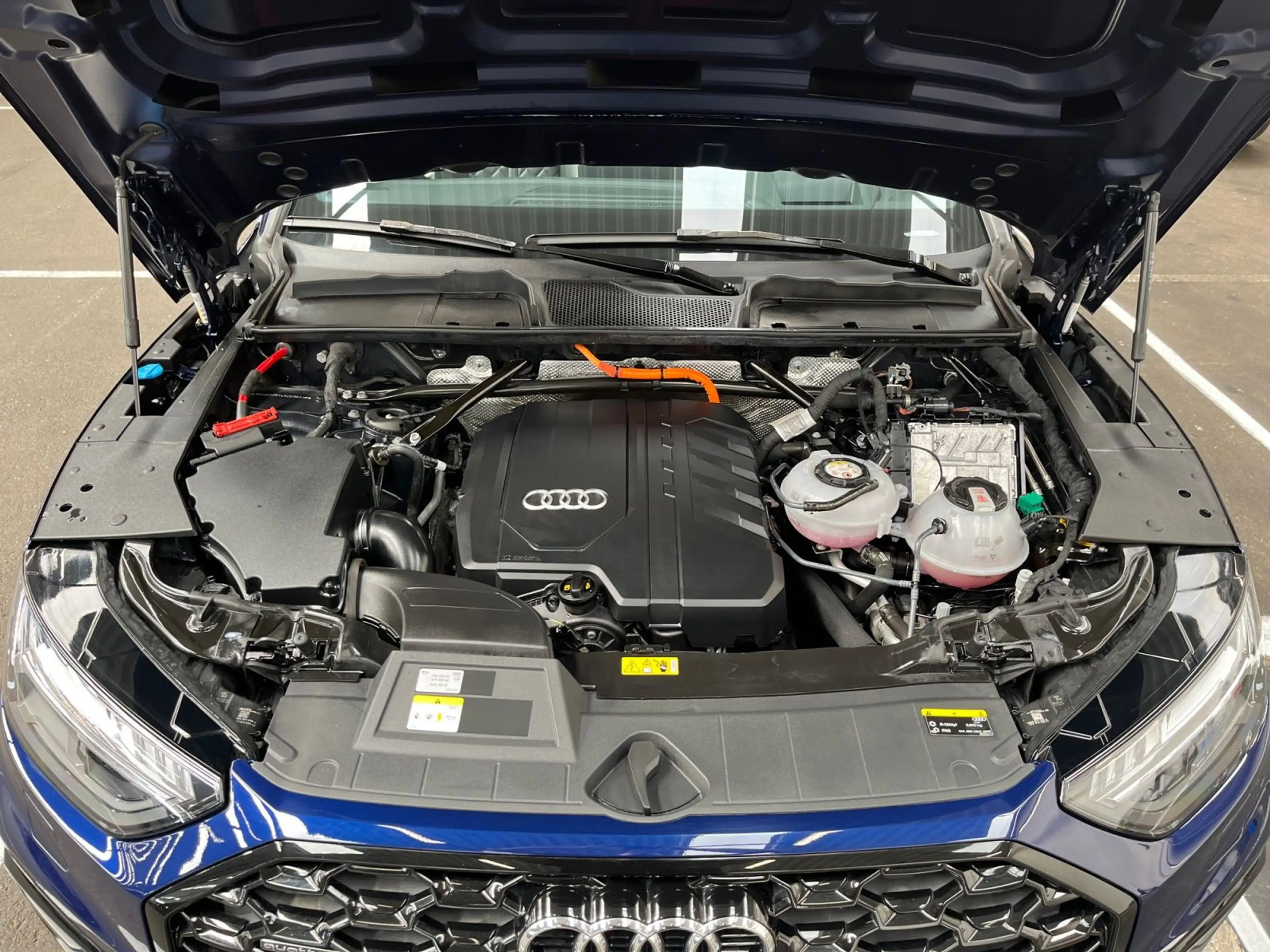 Audi Q5 S line 55 TFSI e, LEDER/MATRIX/KAM/ — photo 12