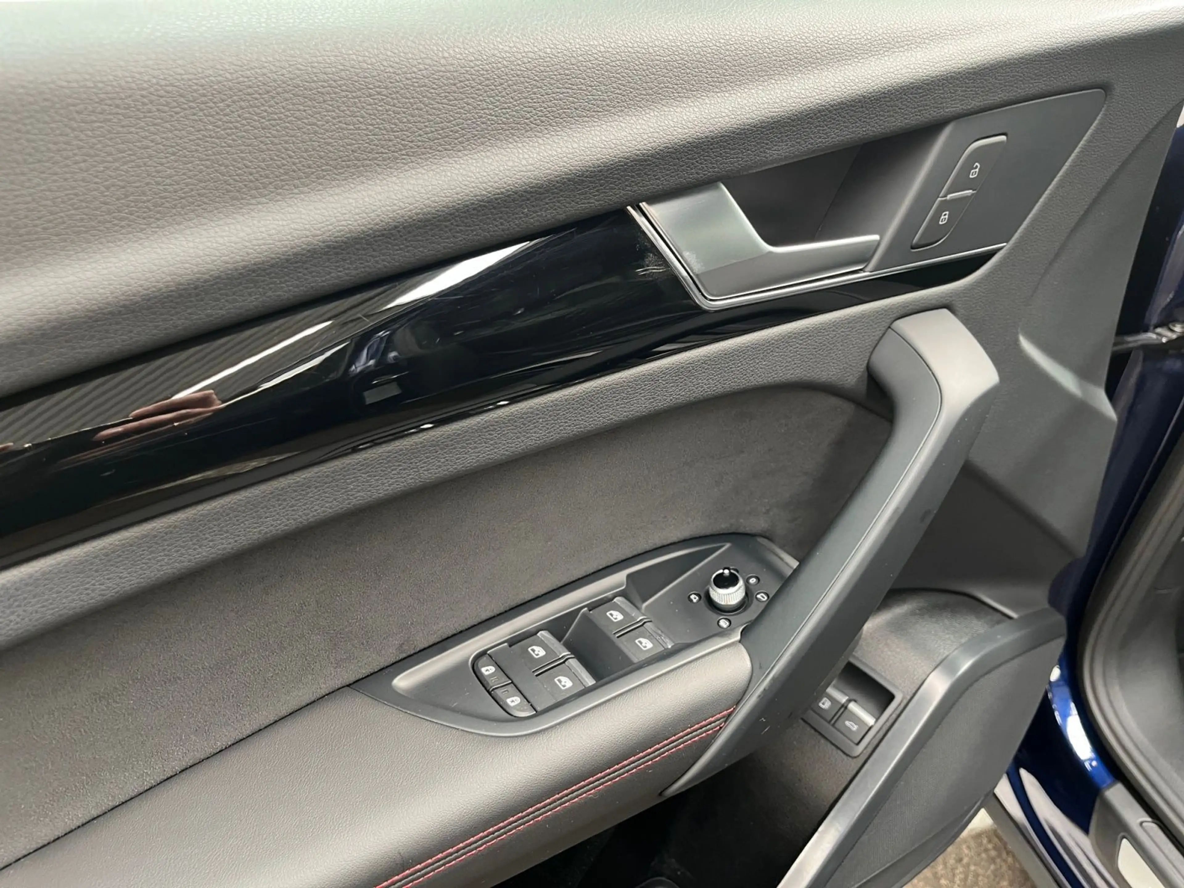 Audi Q5 S line 55 TFSI e, LEDER/MATRIX/KAM/ — photo 16