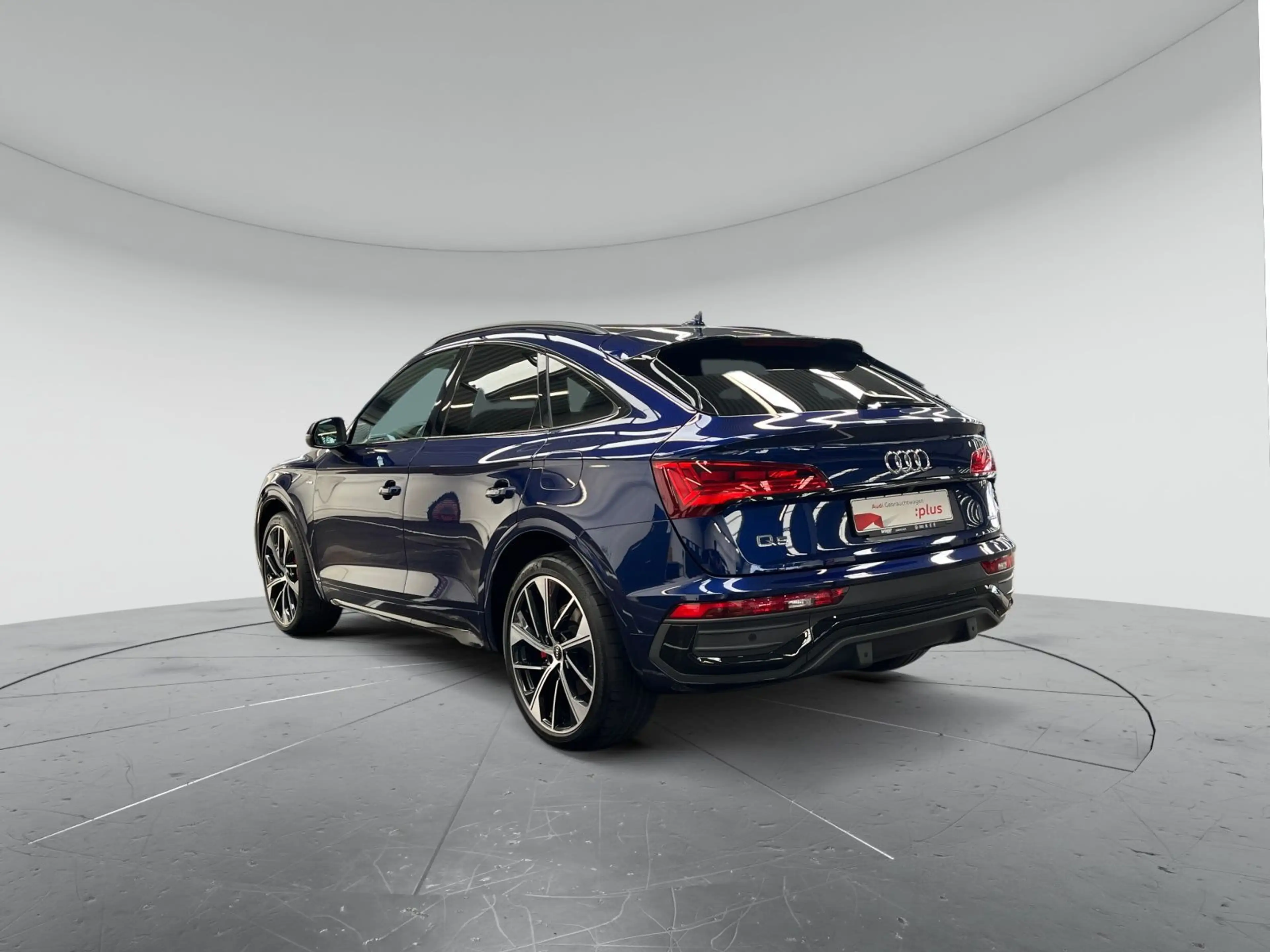 Audi Q5 S line 55 TFSI e, LEDER/MATRIX/KAM/ — photo 4